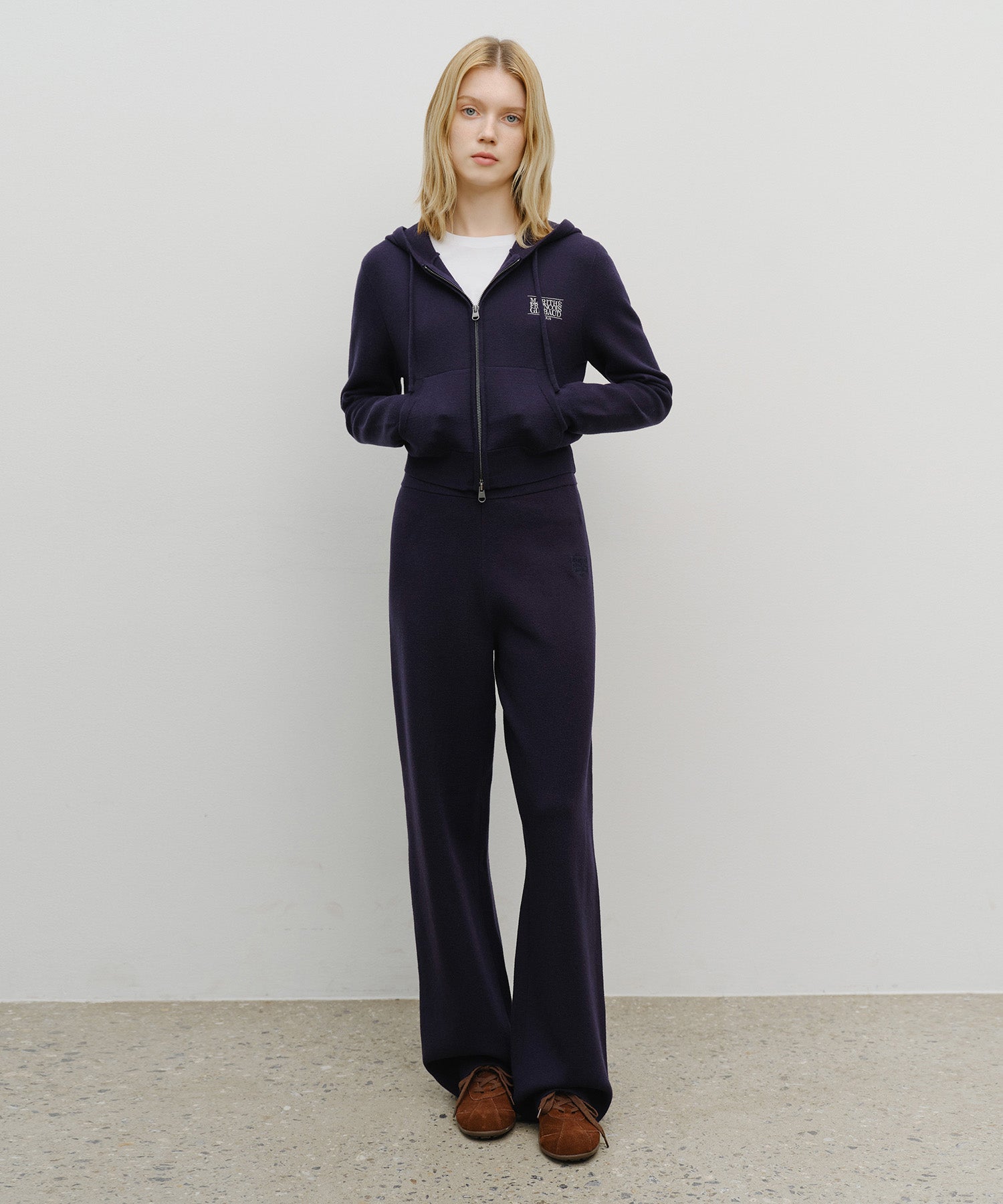 W CLASSIC LOGO CROP KNIT HOODIE ZIPUP