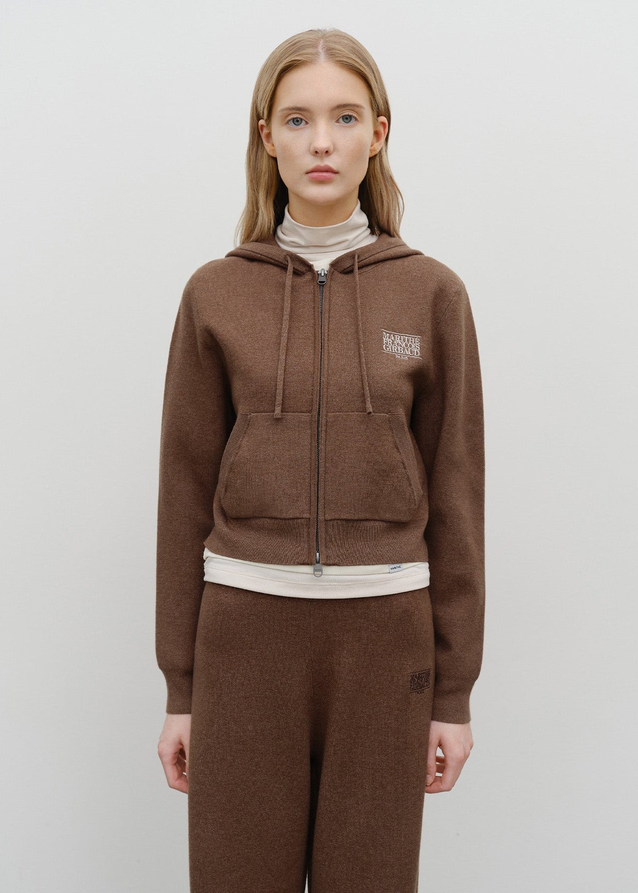 W CLASSIC LOGO CROP KNIT HOODIE ZIPUP