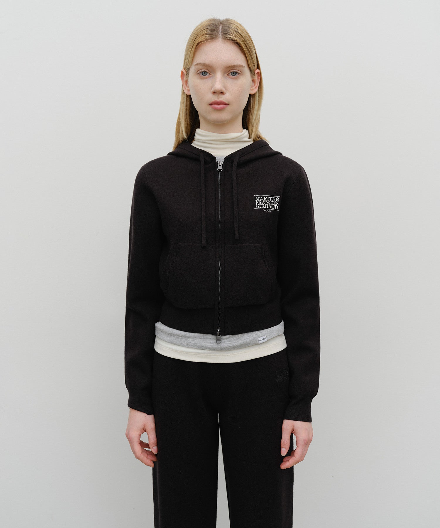 W CLASSIC LOGO CROP KNIT HOODIE ZIPUP