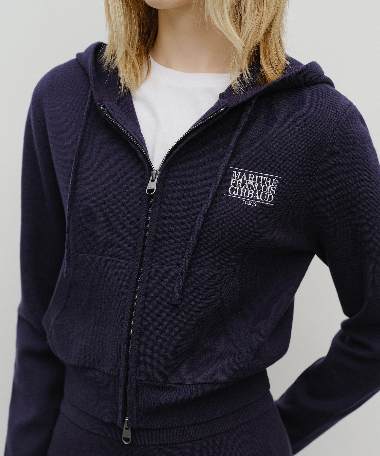W CLASSIC LOGO CROP KNIT HOODIE ZIPUP