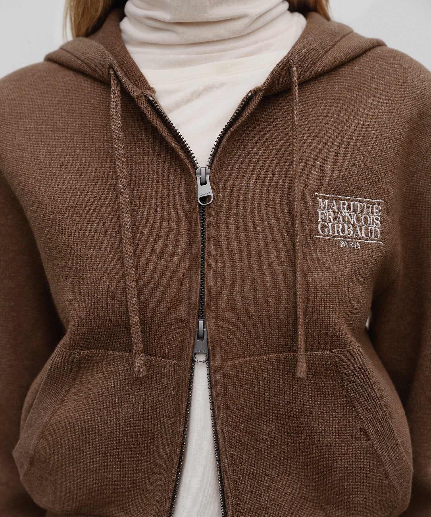 W CLASSIC LOGO CROP KNIT HOODIE ZIPUP
