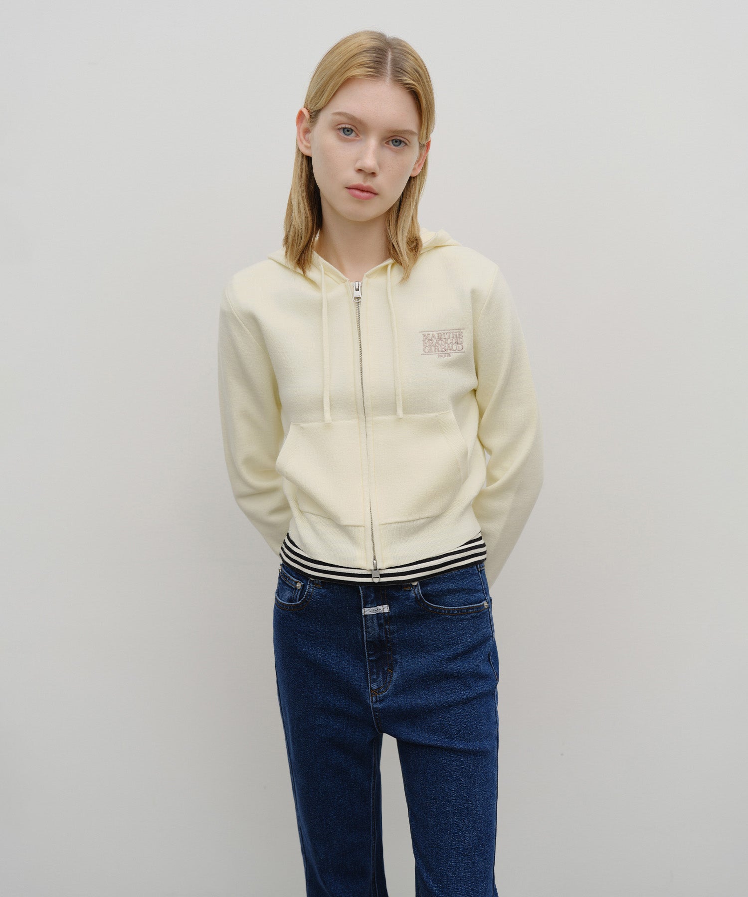 W CLASSIC LOGO CROP KNIT HOODIE ZIPUP