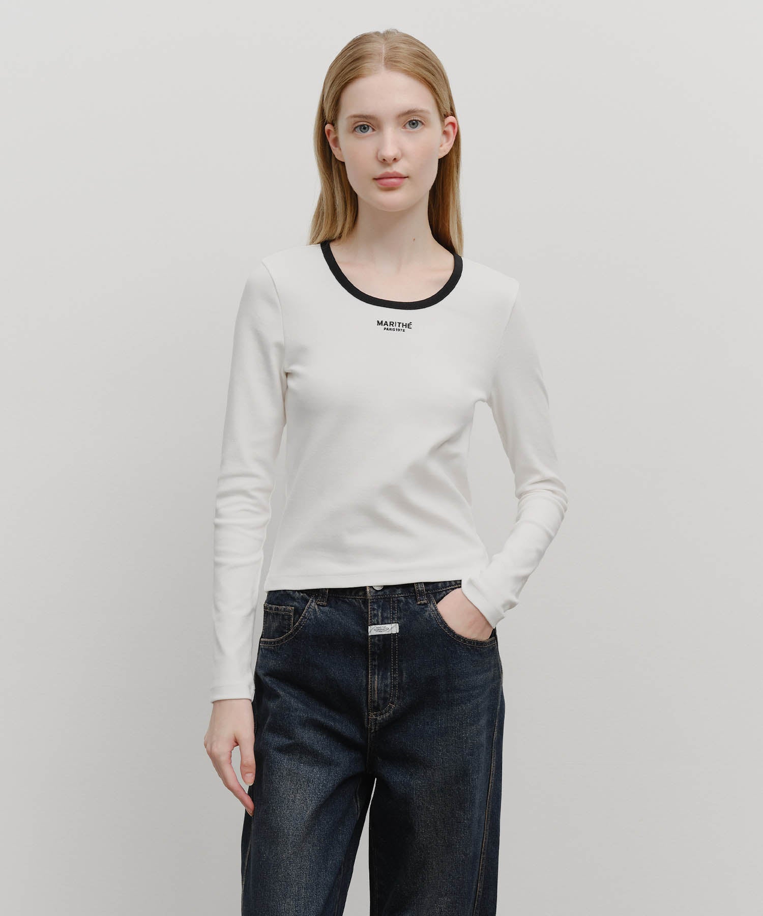 W DEEP NECK LONG SLEEVE