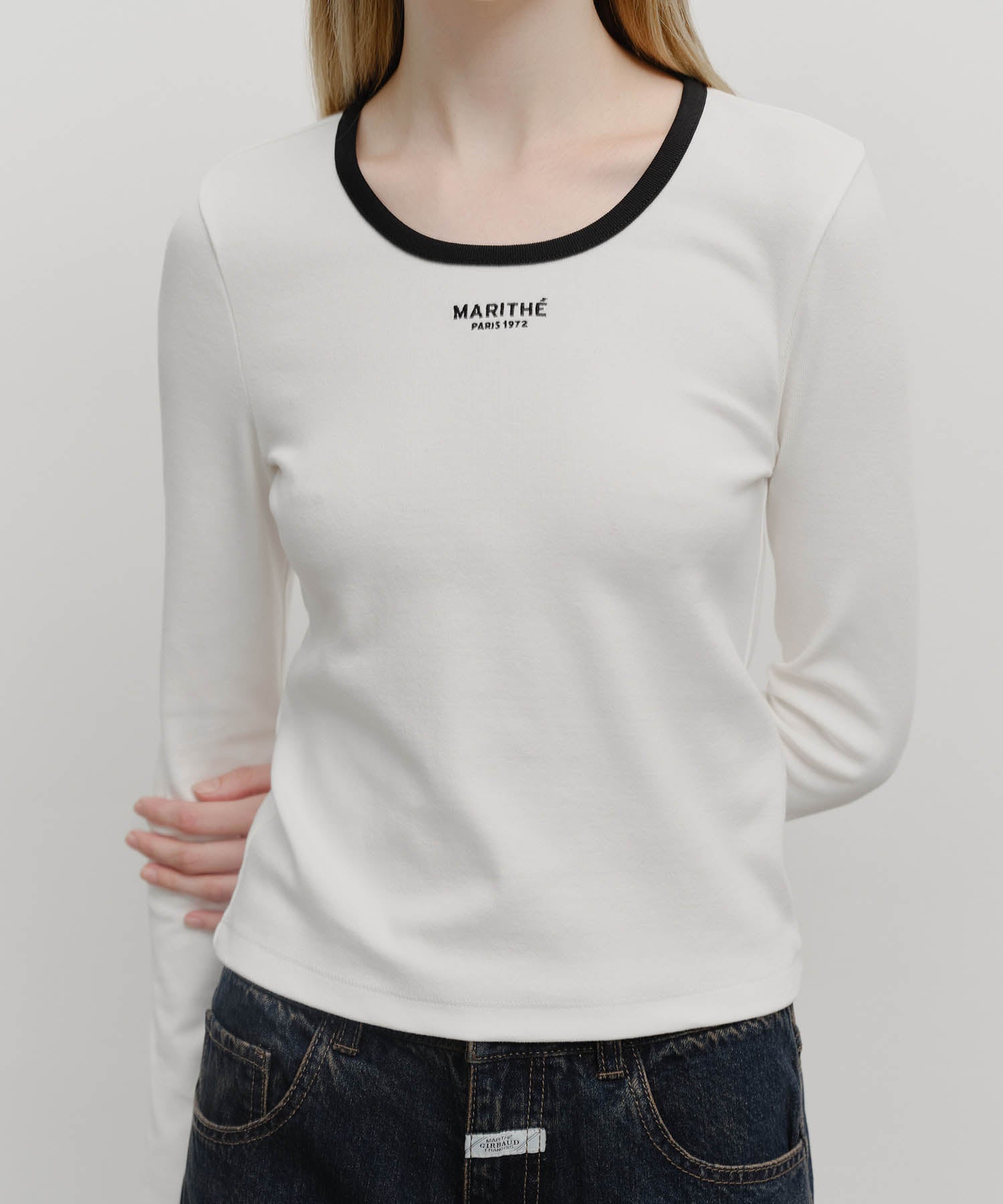 W DEEP NECK LONG SLEEVE