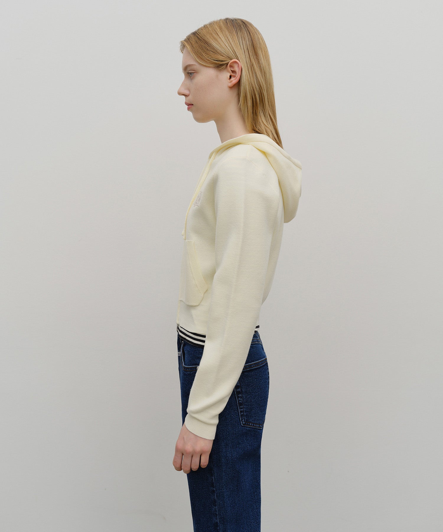 W CLASSIC LOGO CROP KNIT HOODIE ZIPUP