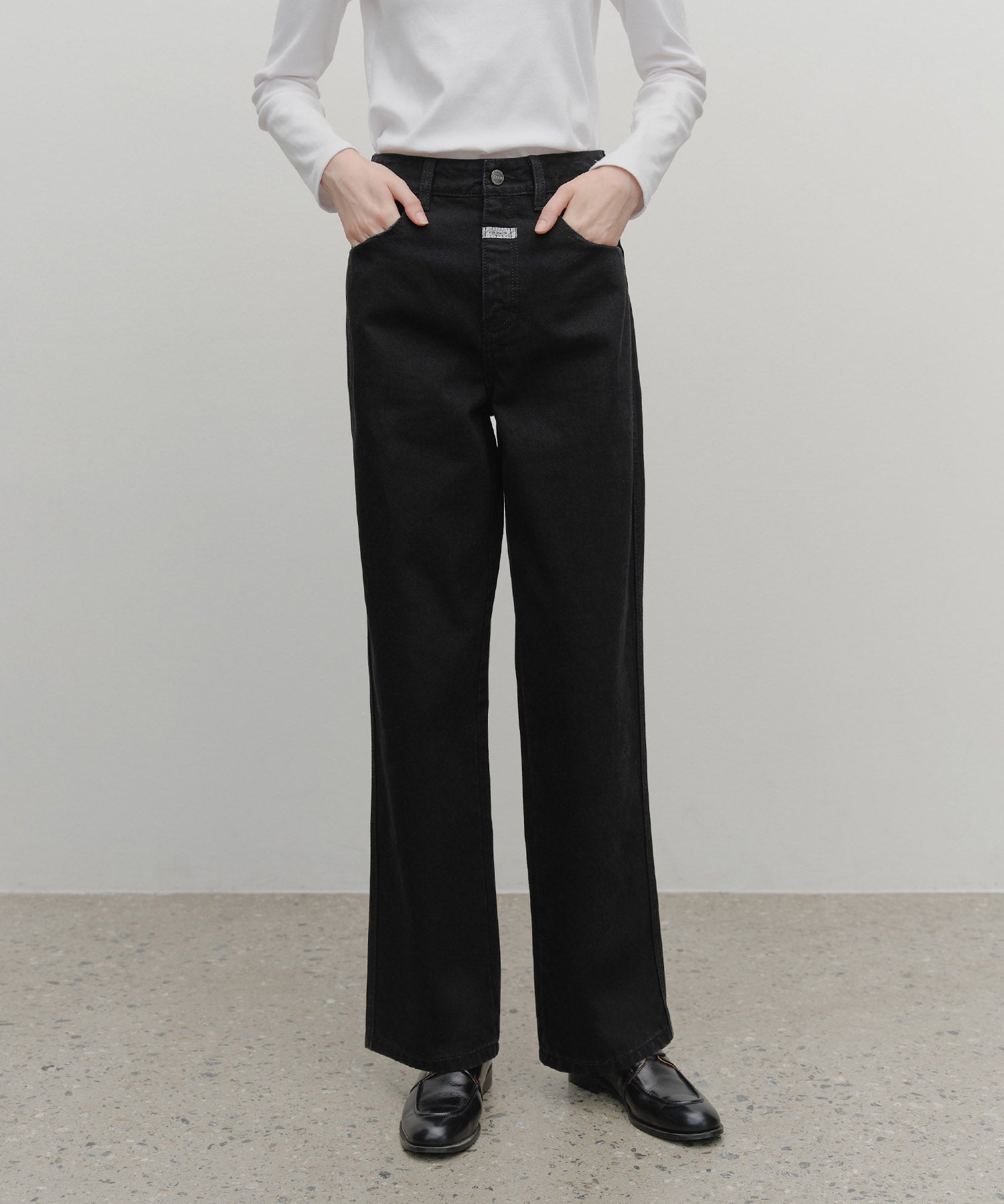 W HIGH STRAIGHT DENIM PANTS