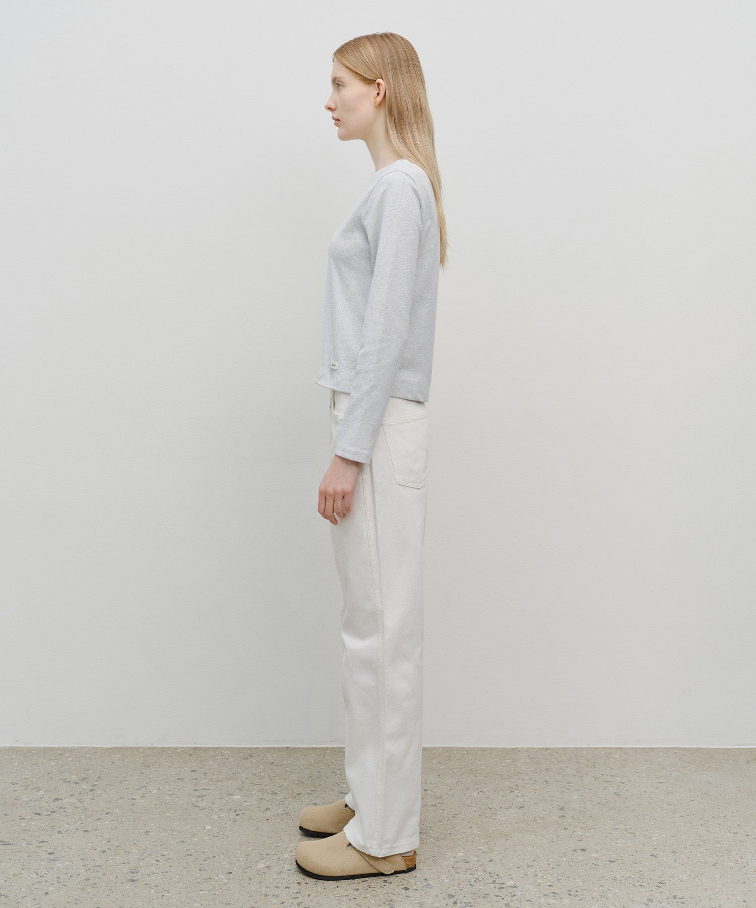 W HIGH STRAIGHT DENIM PANTS