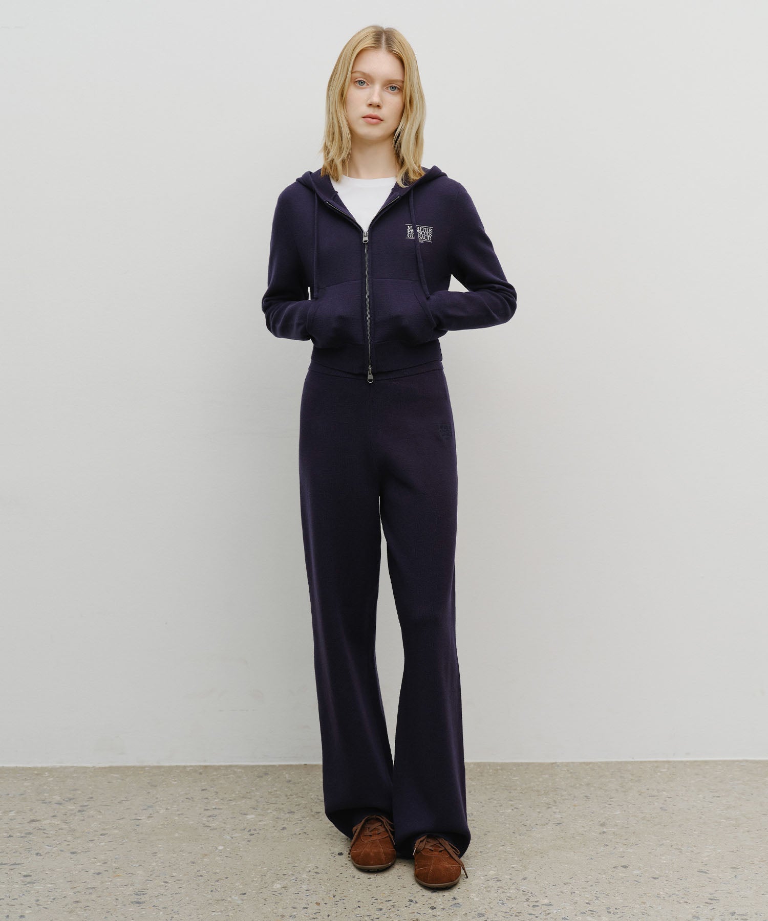 W CLASSIC LOGO KNIT PANTS