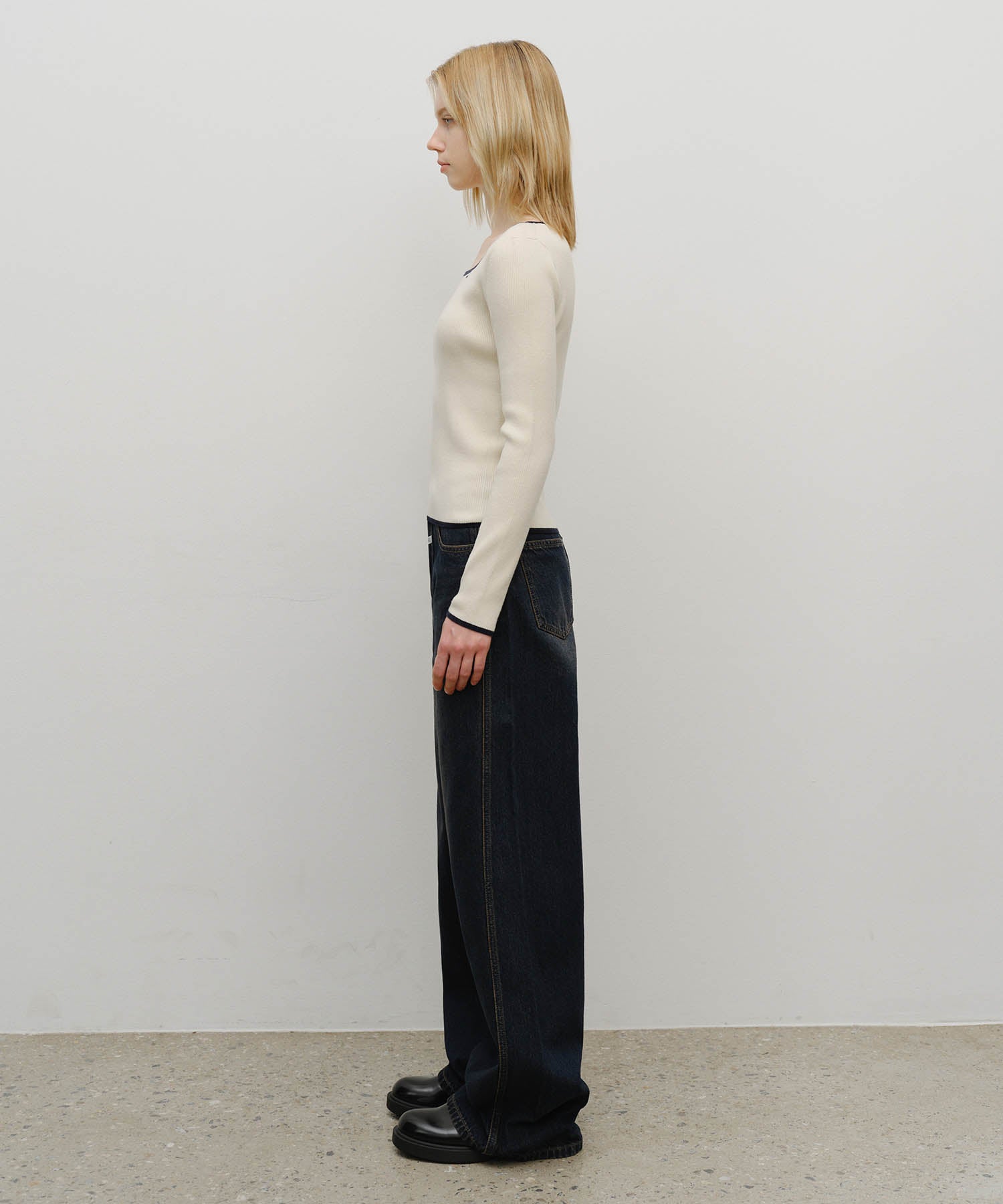 W VINTAGE WASHED DENIM PANTS