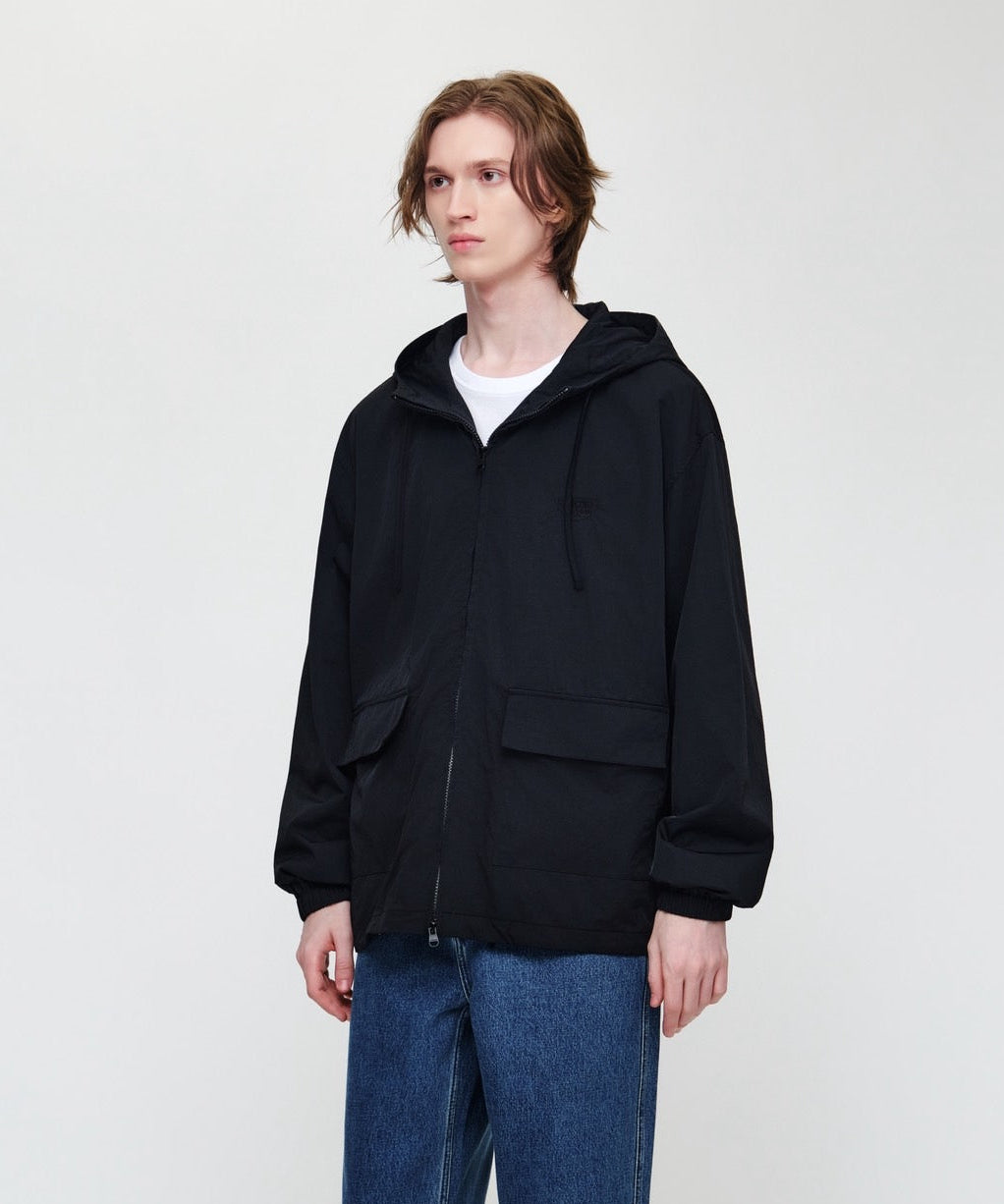 OUTPOCKET HOODED WIND JACKET