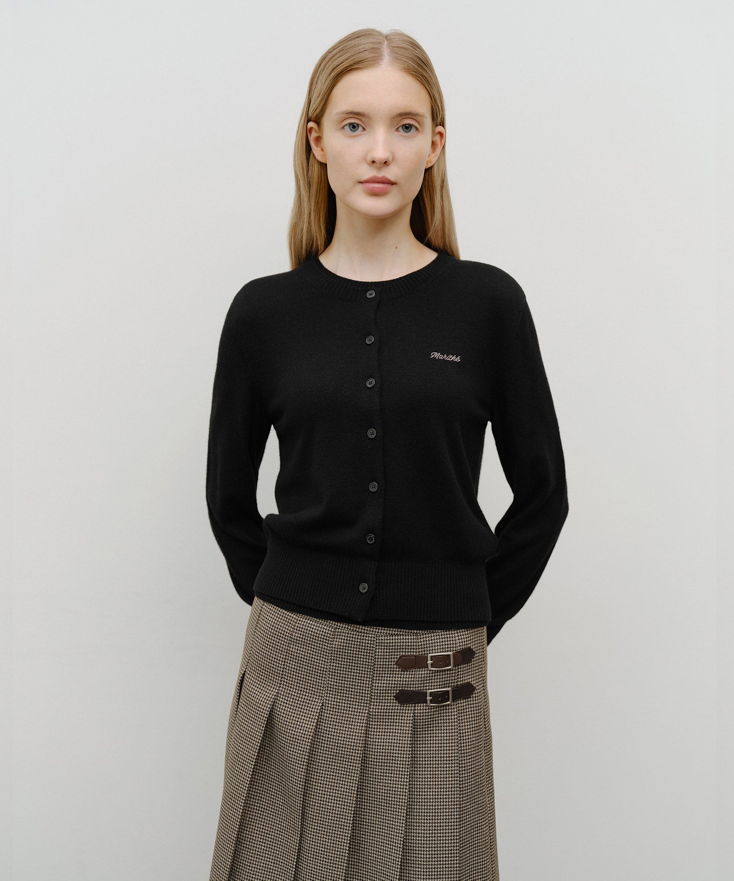 W HALF KNIT ROUND NECK CARDIGAN SET UP