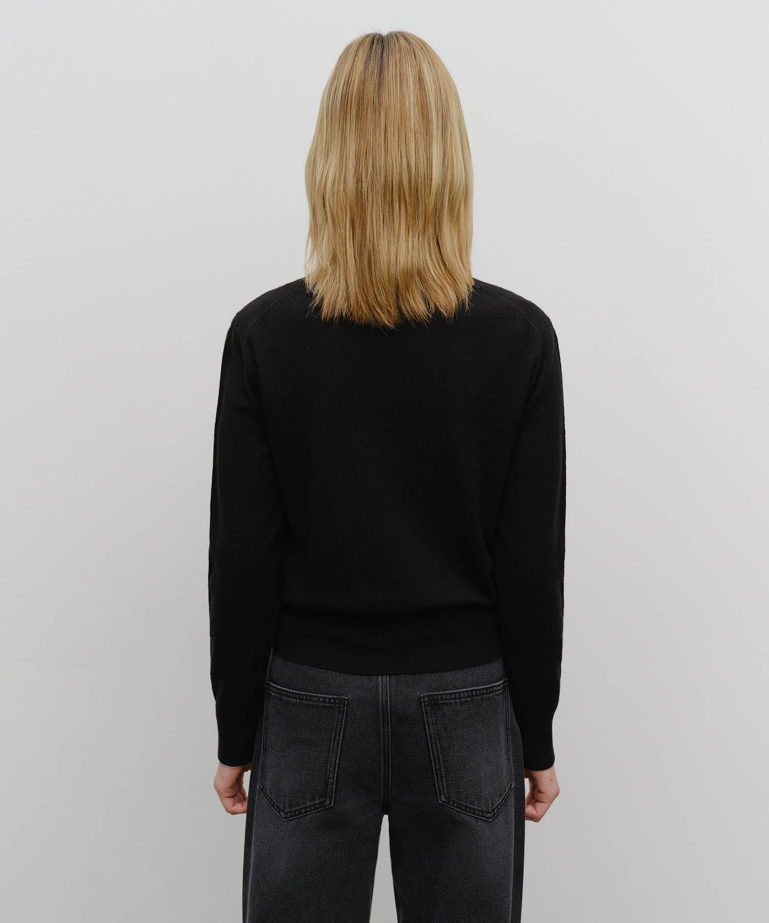 W BASIC CROP KNIT PULLOVER