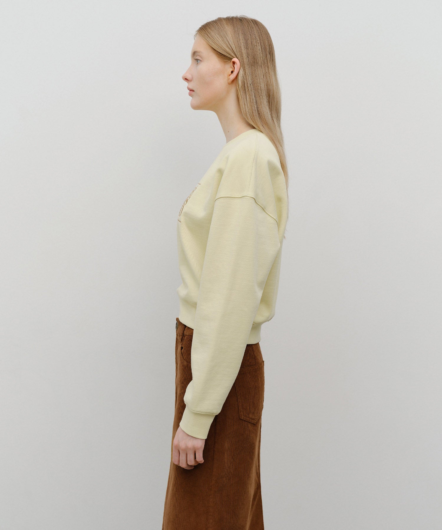 W CLASSIC LOGO CROP SWEATSHIRT