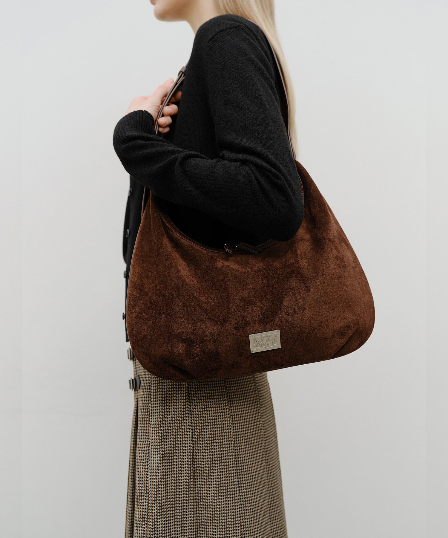 CLASSIC LOGO ROUND SUEDE SHOULDER BAG