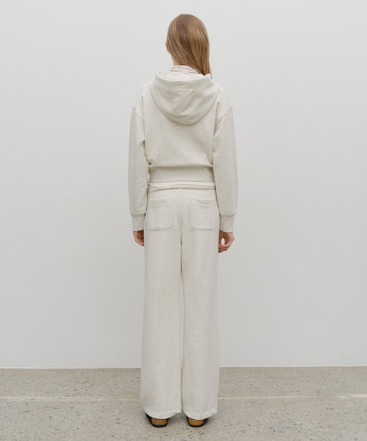 W EMBROIDERY CLASSIC LOGO SWEAT PANTS