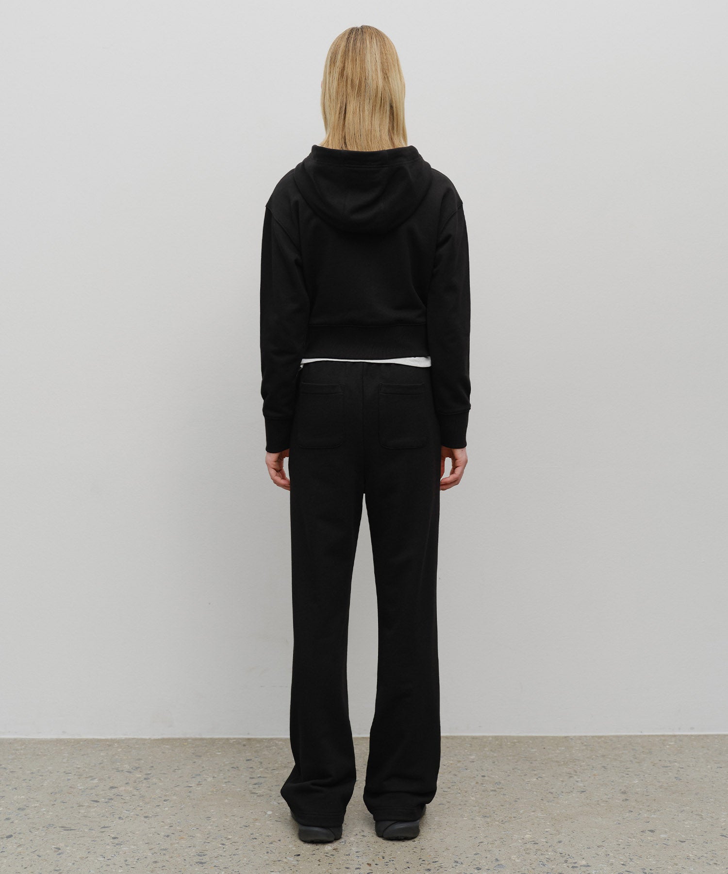 W EMBROIDERY CLASSIC LOGO SWEAT PANTS