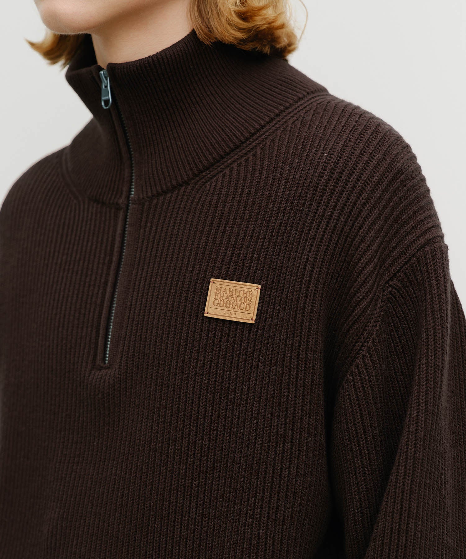 HALF NECK ZIPUP KNIT