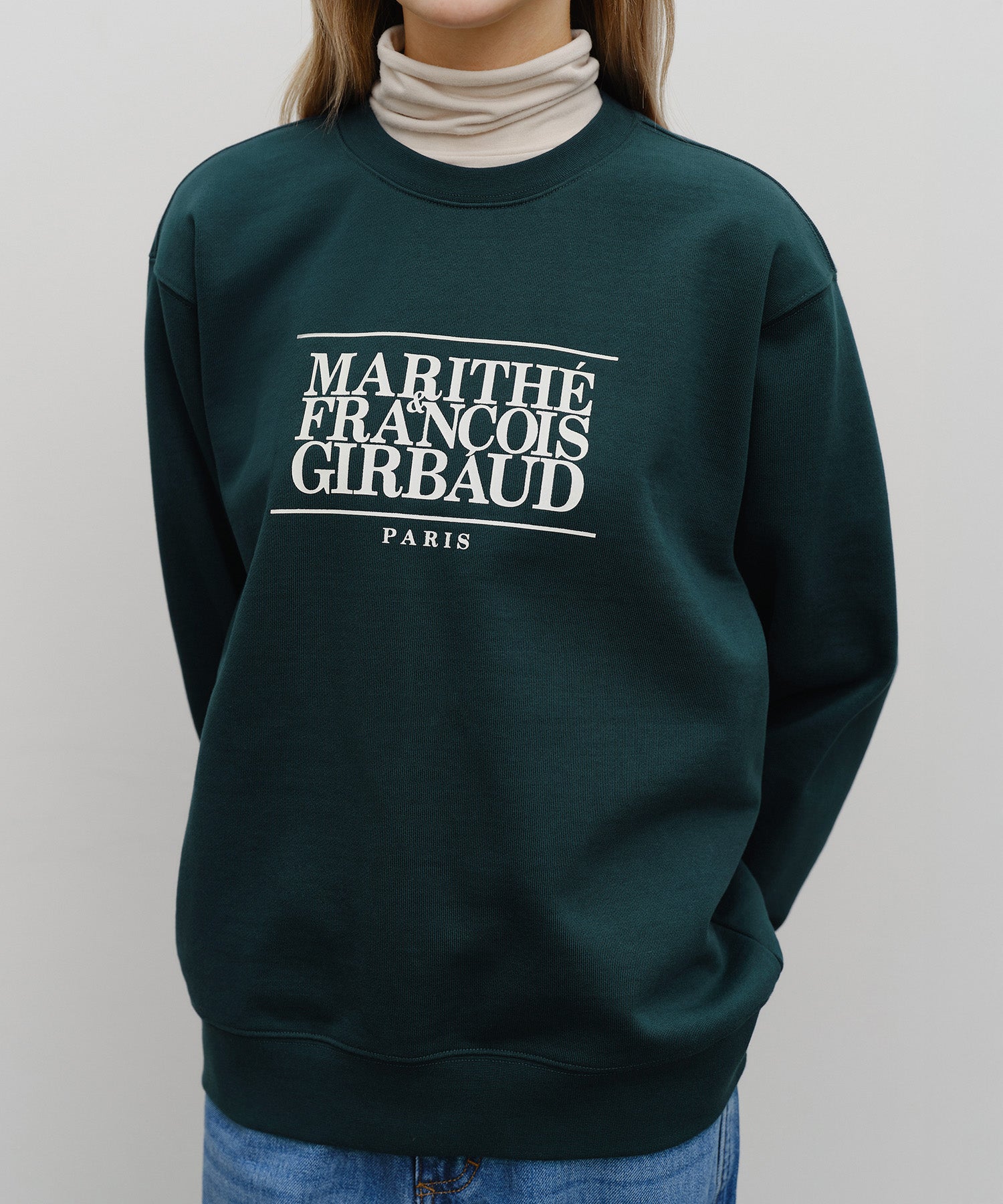 CLASSIC LOGO SWEATSHIRT