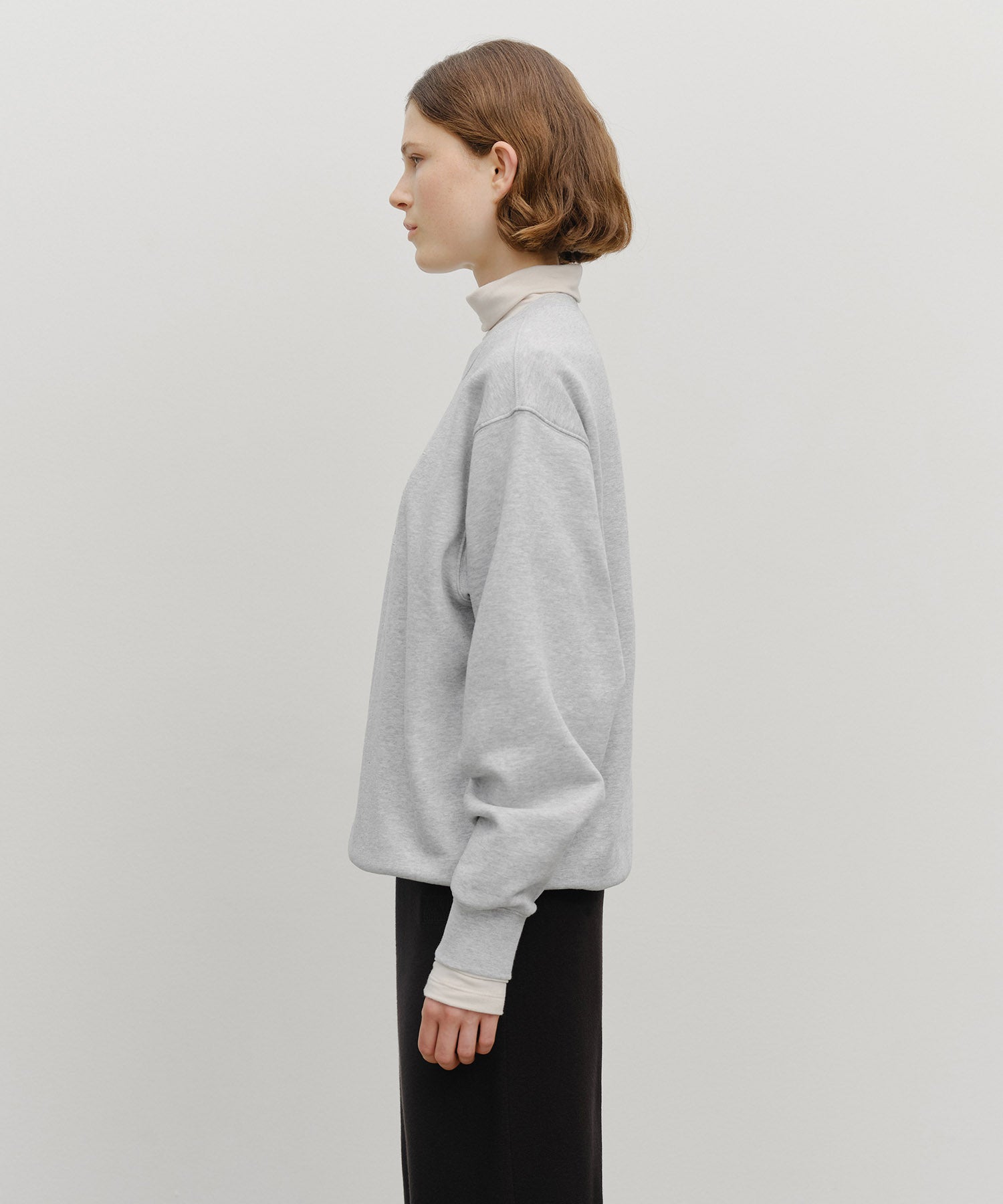 CLASSIC LOGO EMBROIDERY SWEATSHIRT (BRUSHED)