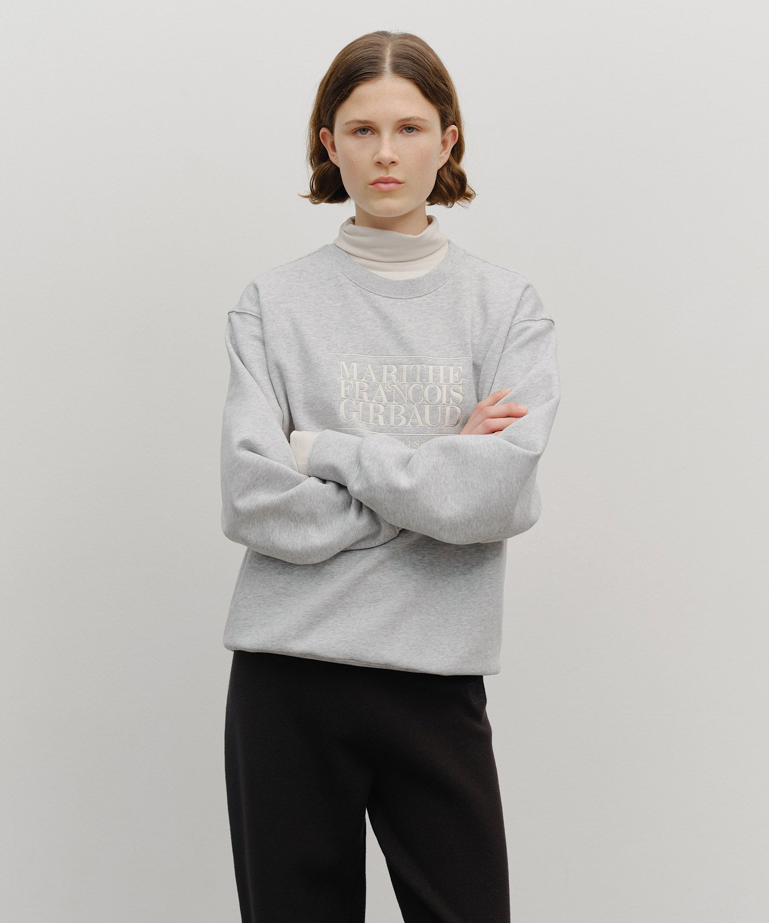 CLASSIC LOGO EMBROIDERY SWEATSHIRT (BRUSHED)