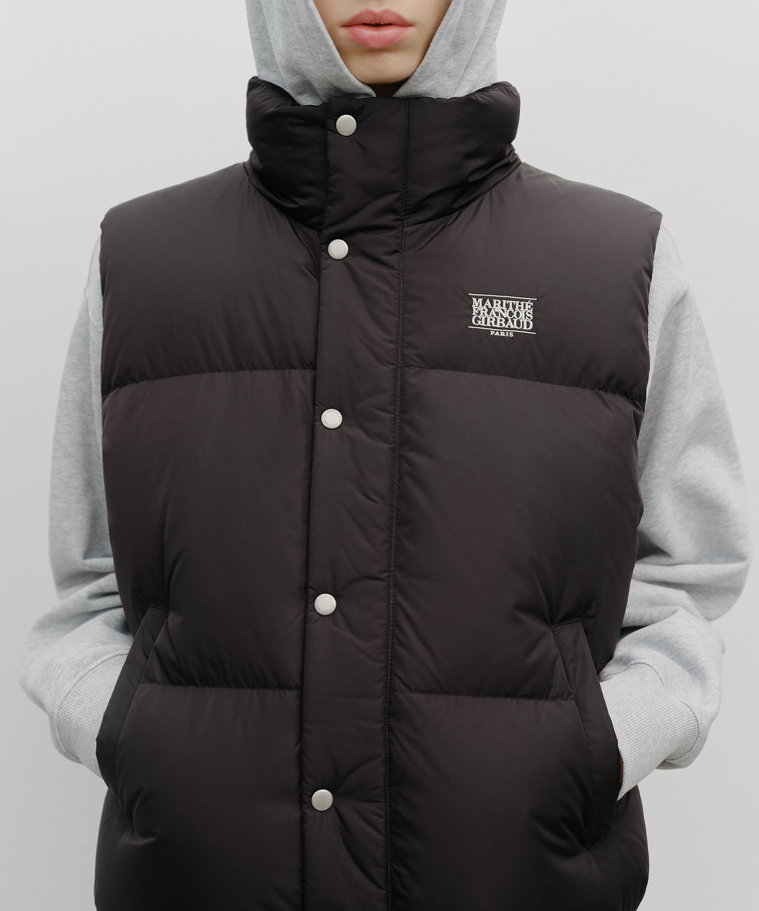 CLASSIC LOGO DOWN VEST