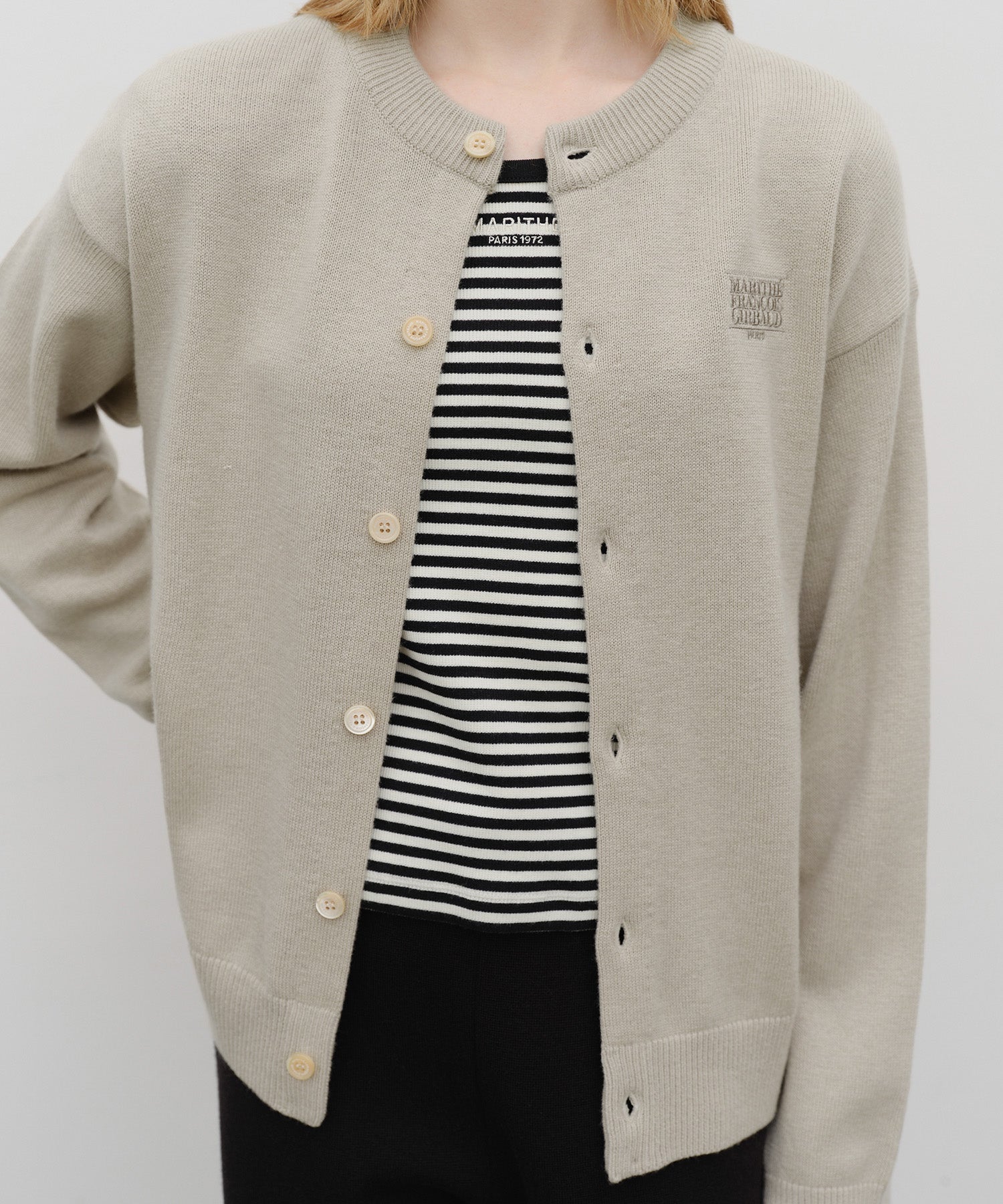 BASIC ROUND NECK CARDIGAN (発送予定: 2025年12月上旬〜)