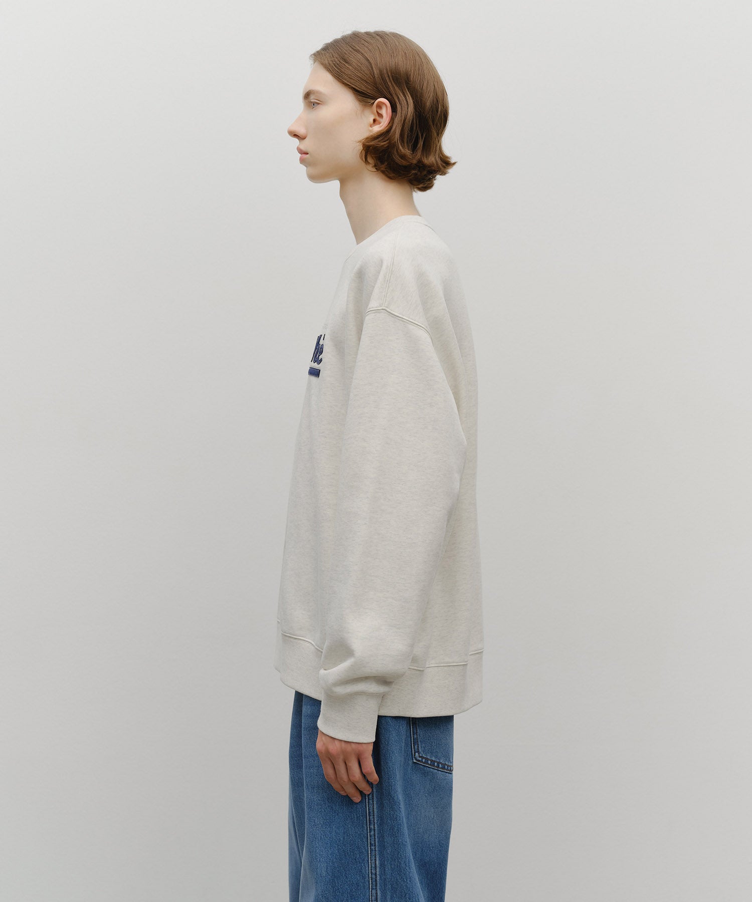 APPLIQUE LOGO OVERSIZED SWEATSHIRT (BRUSHED)