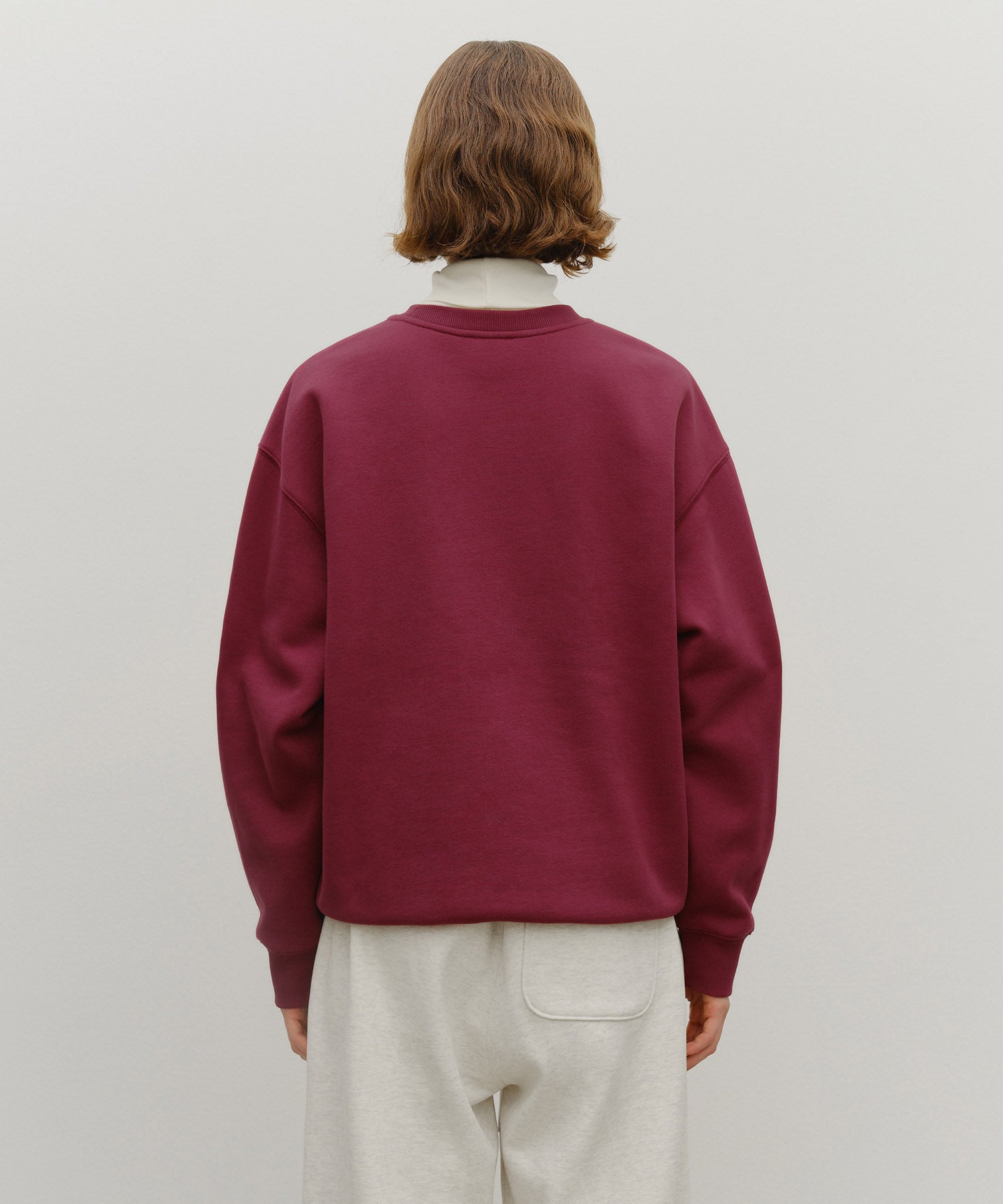 APPLIQUE LOGO OVERSIZED SWEATSHIRT (BRUSHED)