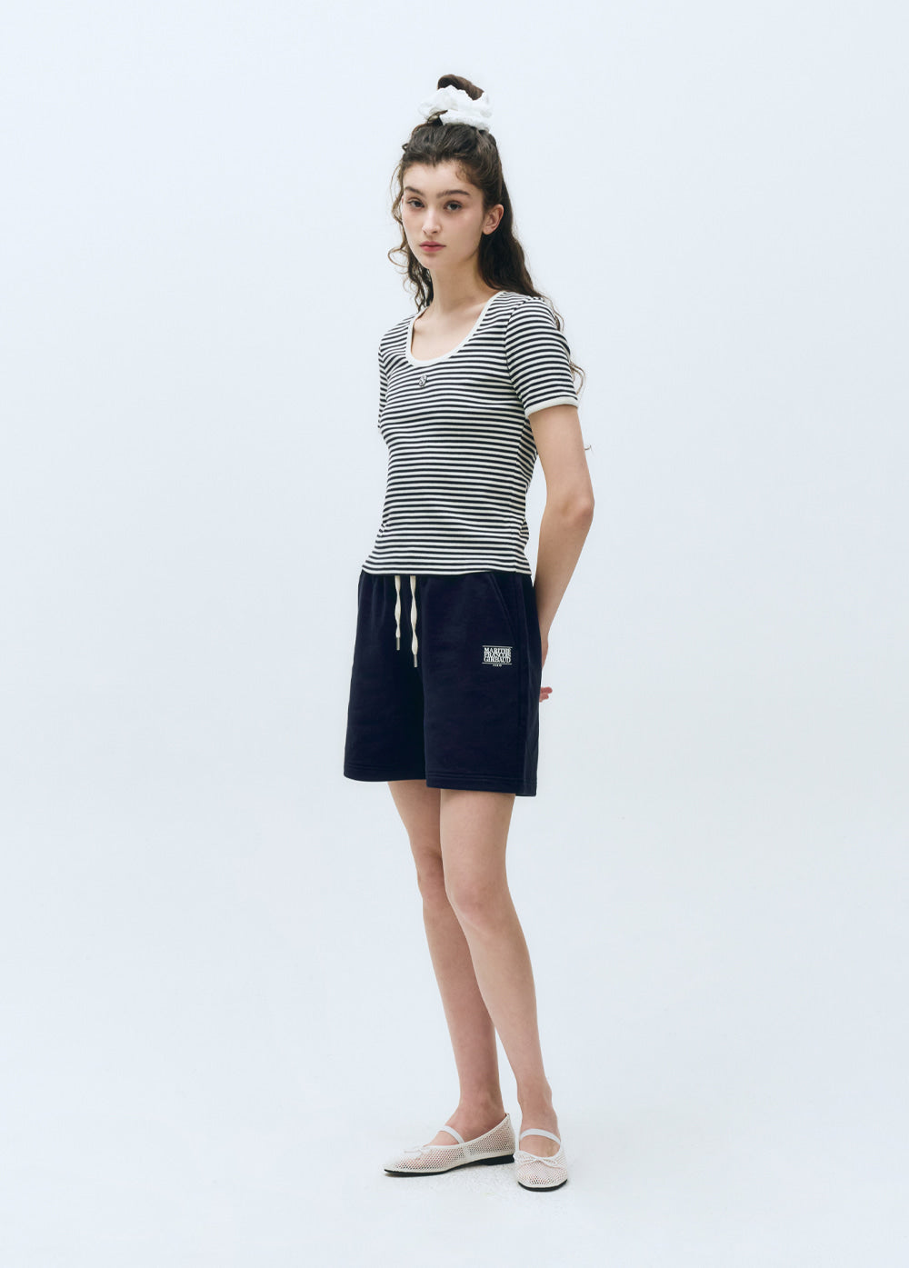 W CLASSIC LOGO SWEAT SHORTS