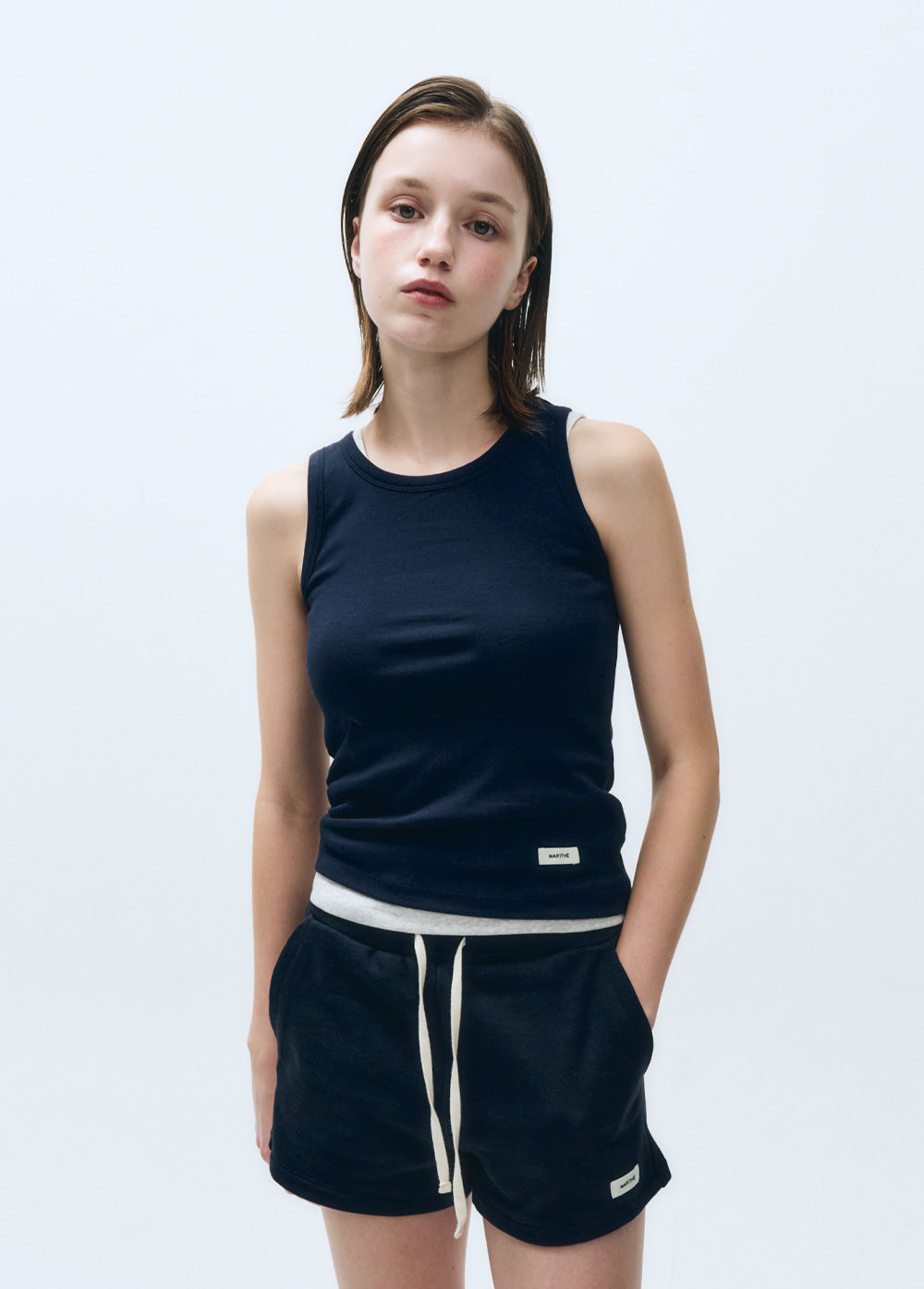 W BASIC SLEEVELESS