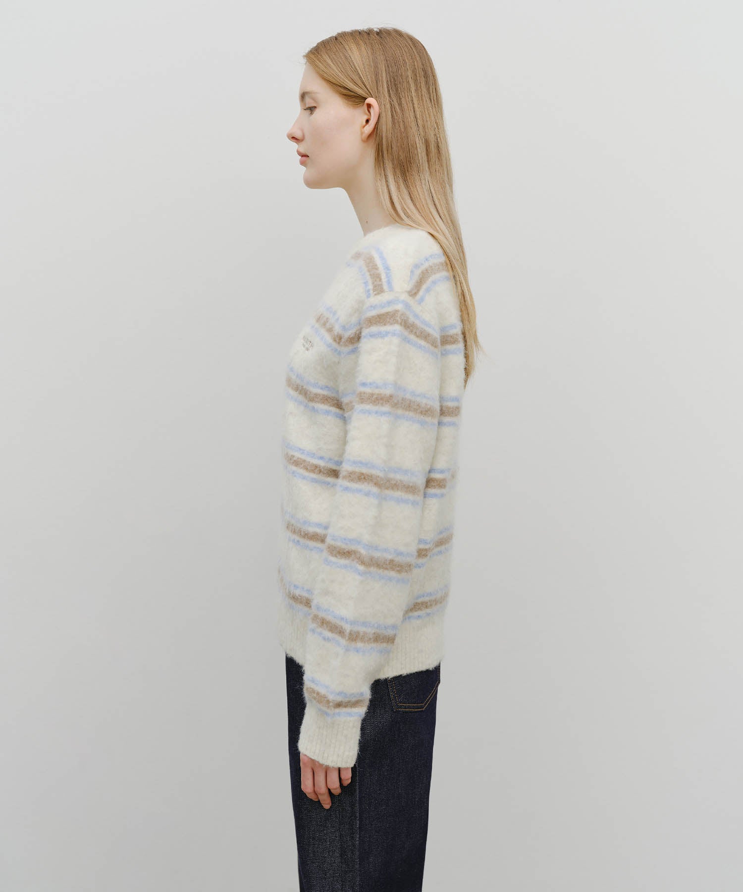 MULTI STRIPE KNIT PULLOVER