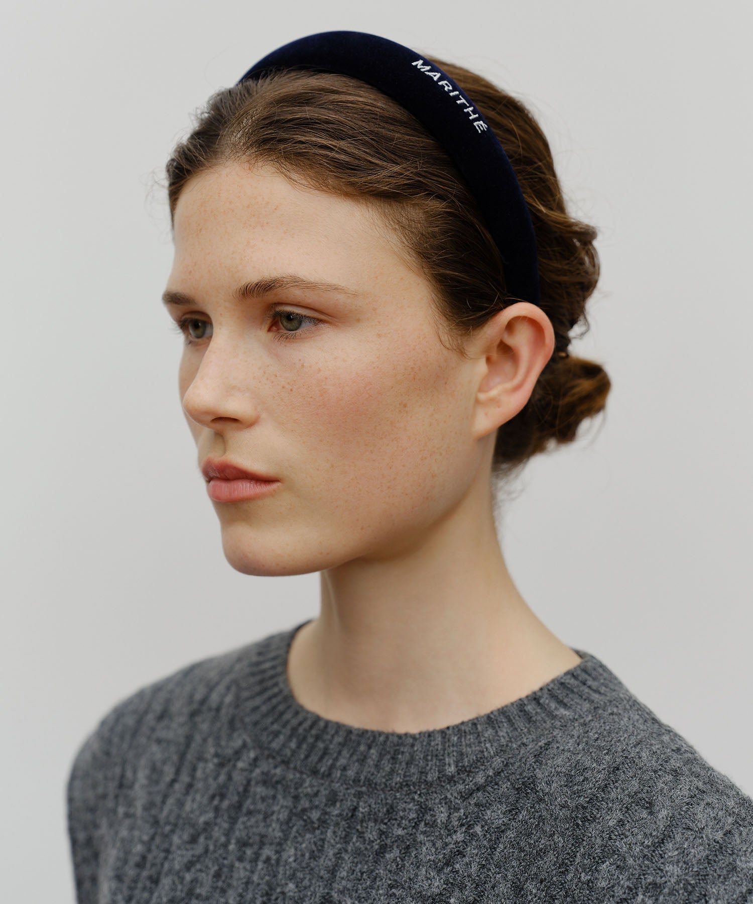 REGULAR LOGO VELVET HAIR BAND