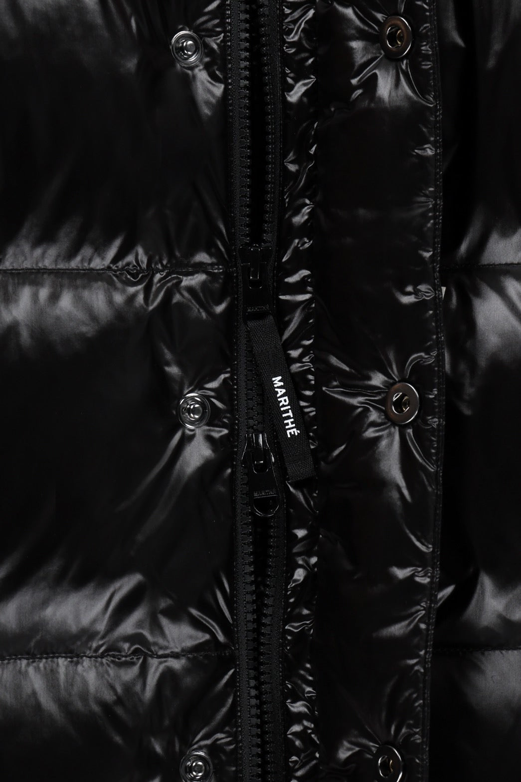 GLOSSY DOWN JACKET
