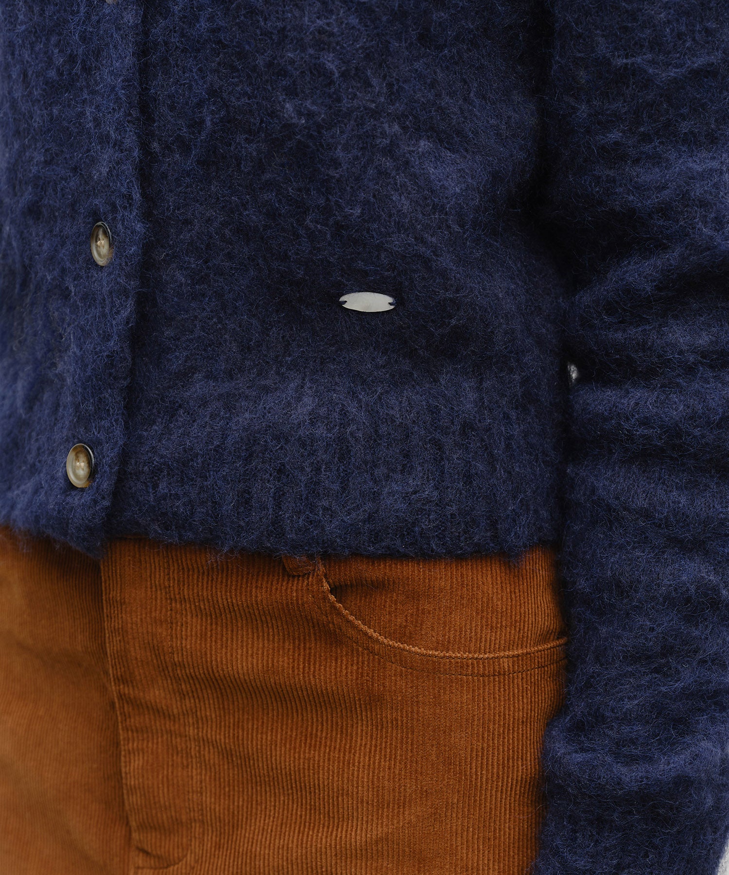 W HAIRY COLLAR CARDIGAN