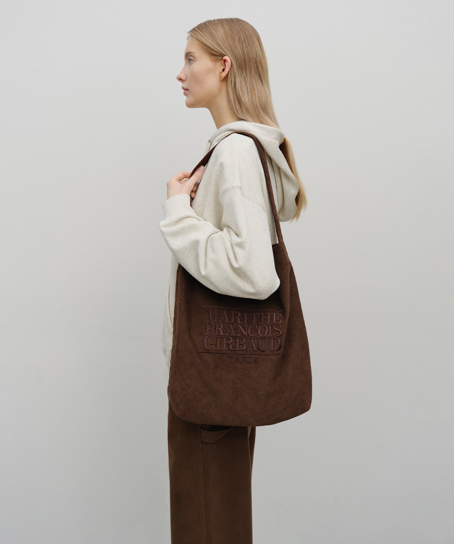 CLASSIC LOGO CORDUROY SHOULDER BAG