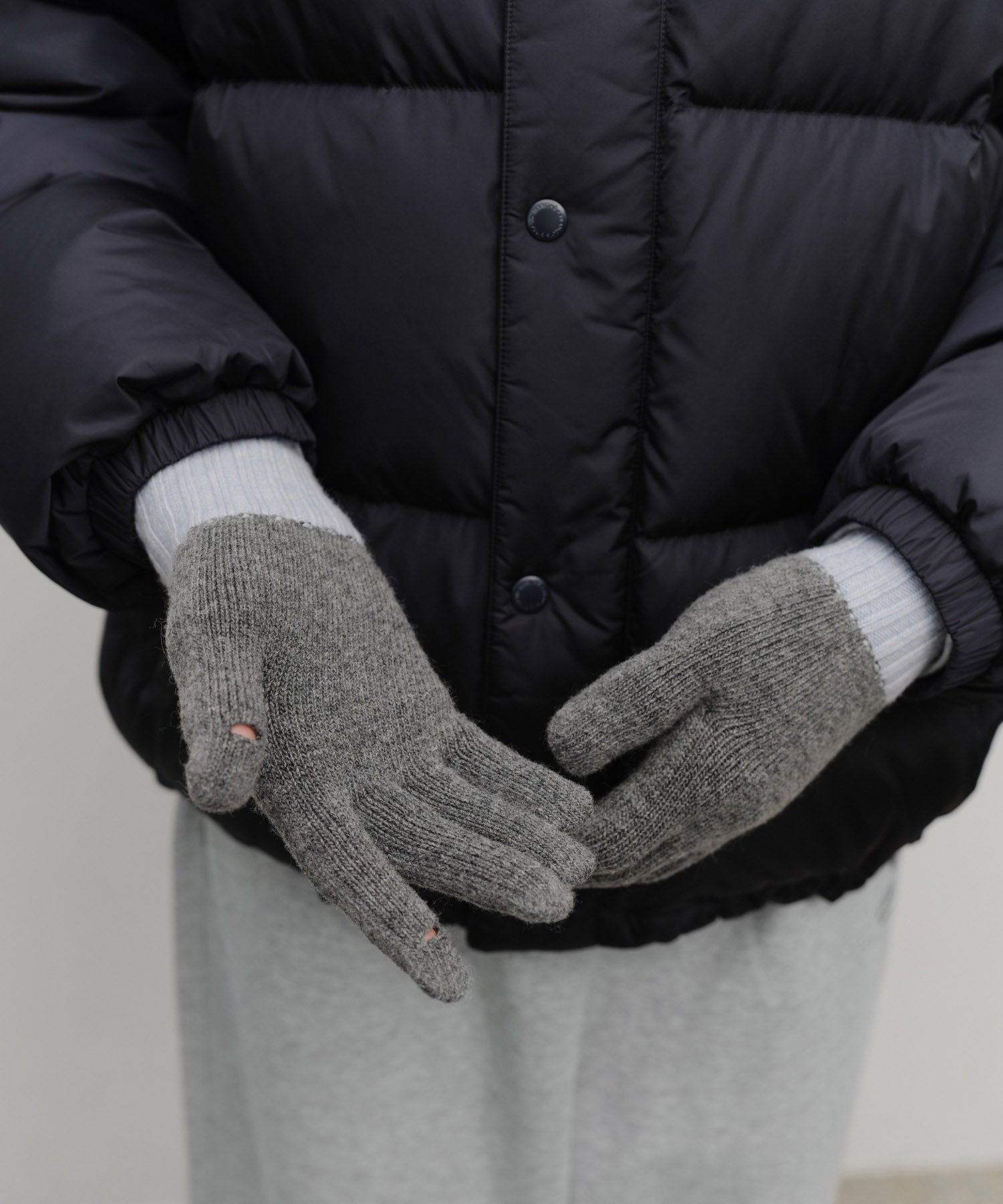 CIRCLE LOGO TWOTONE GLOVE