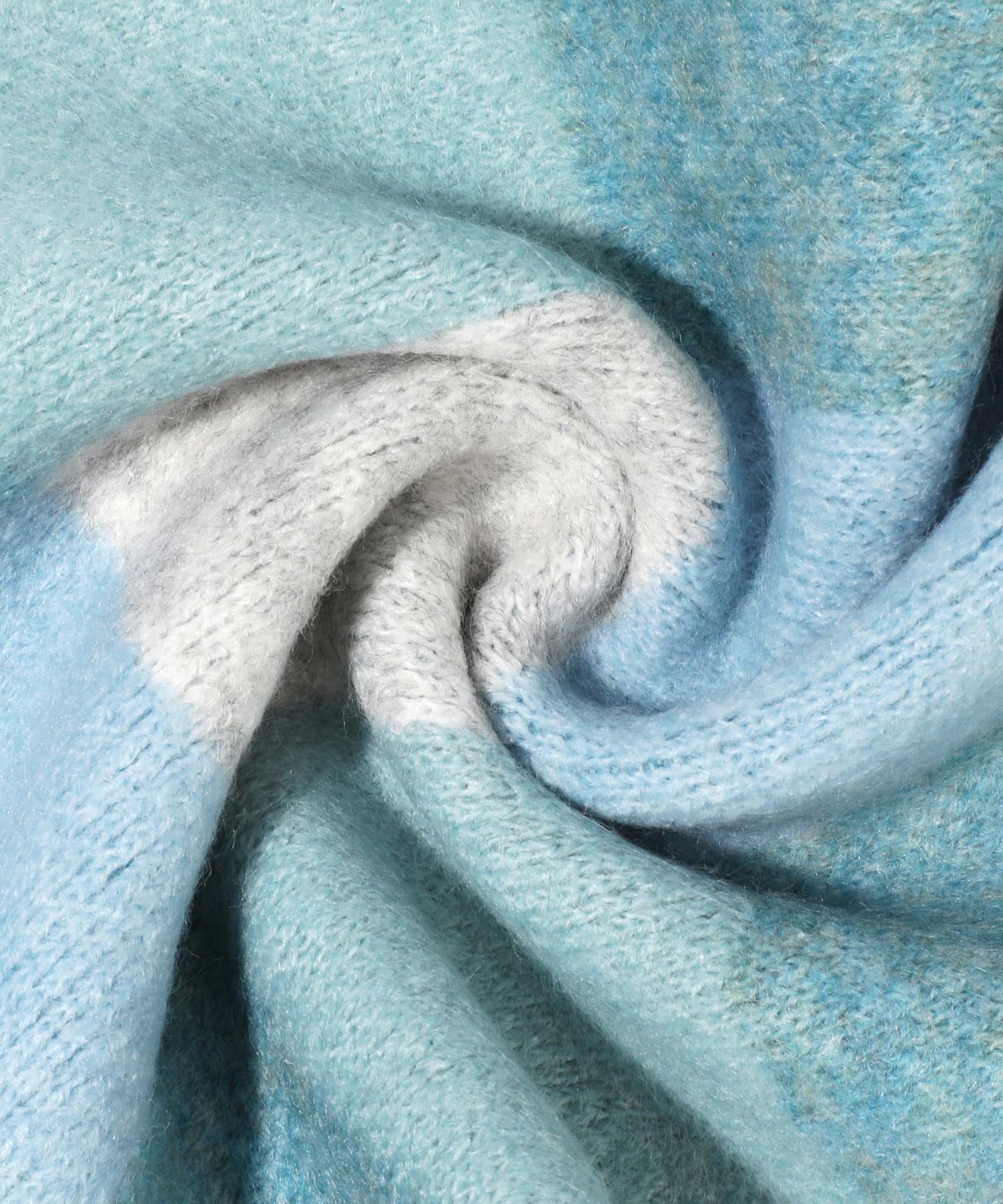 FUZZY CHECK KNIT MUFFLER