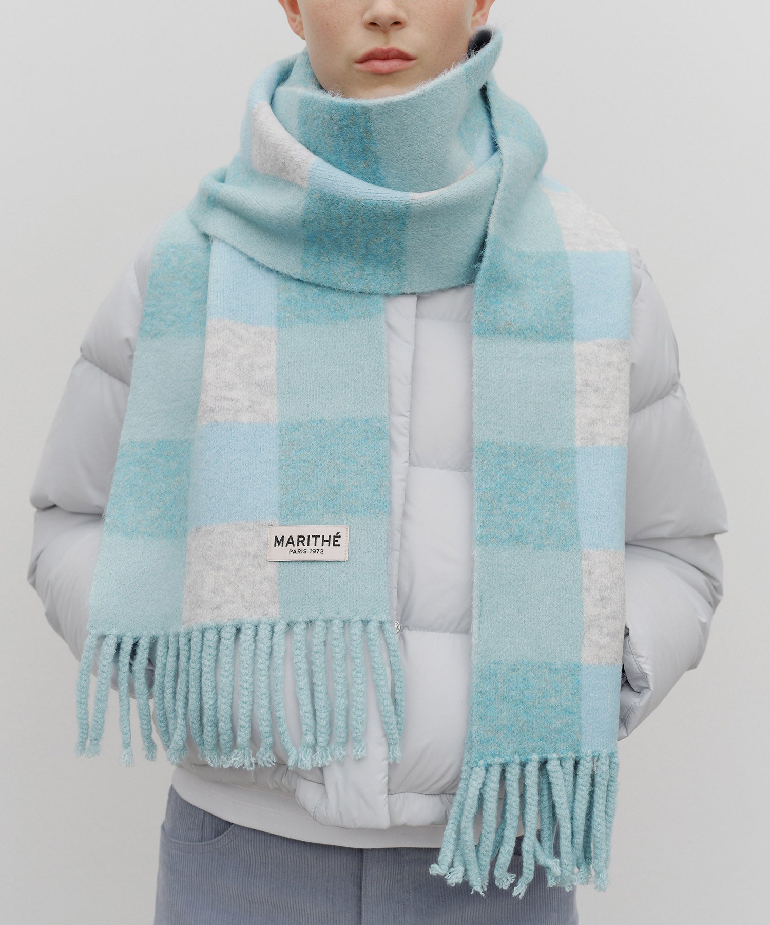 FUZZY CHECK KNIT MUFFLER