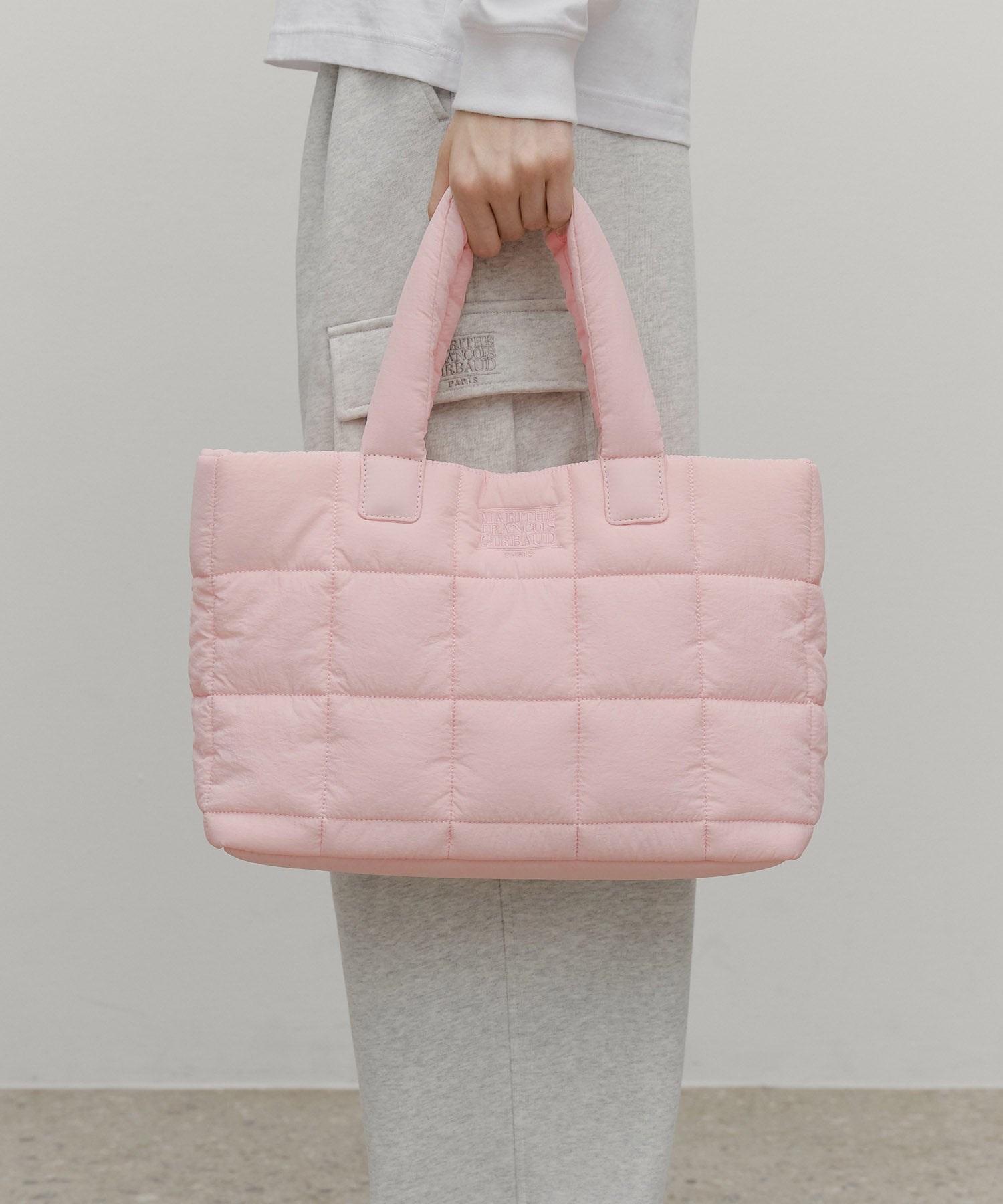 CLASSIC LOGO PADDING TOTE BAG