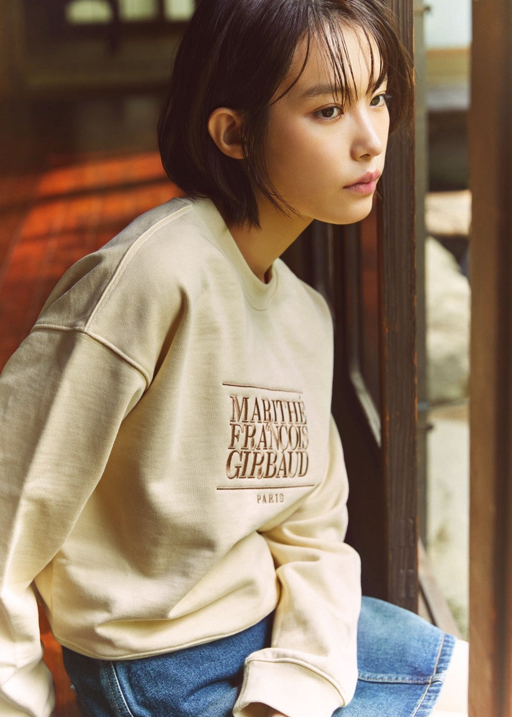 W CLASSIC LOGO CROP SWEATSHIRT