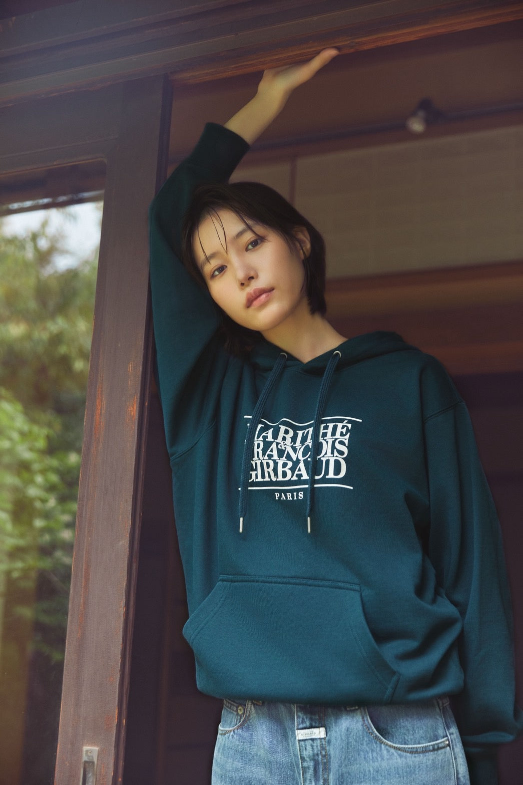 CLASSIC LOGO HOODIE