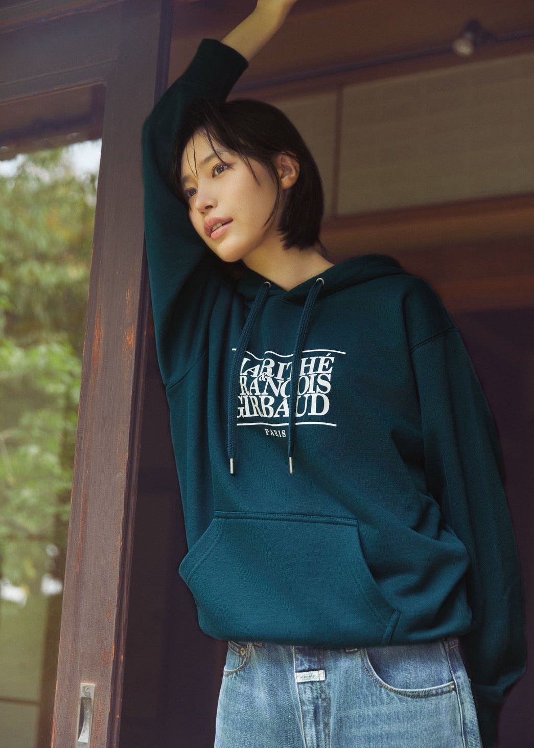 CLASSIC LOGO HOODIE