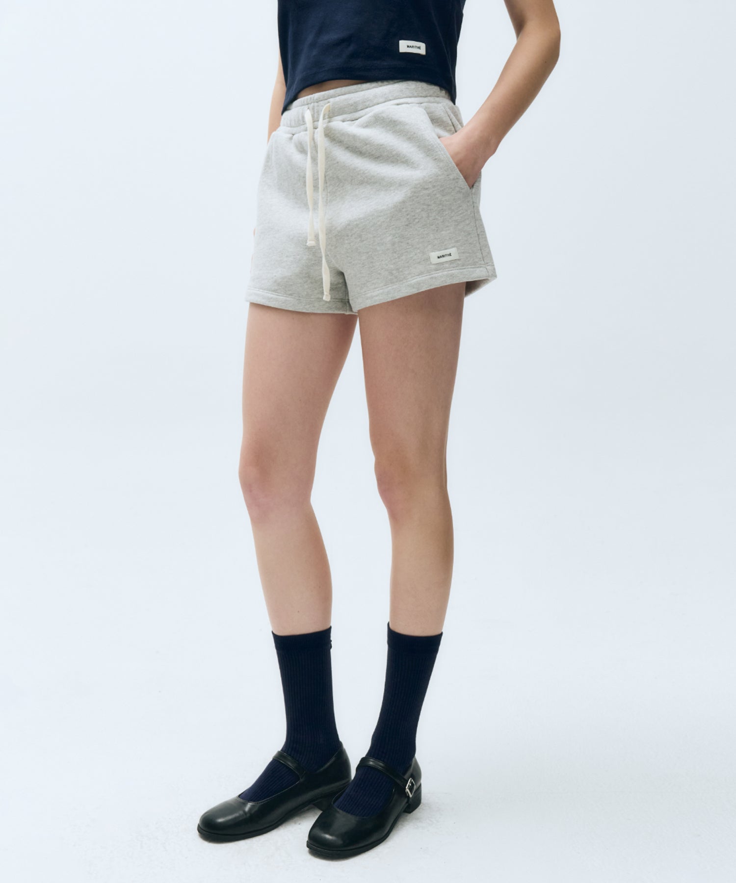 W BASIC SWEAT SHORTS