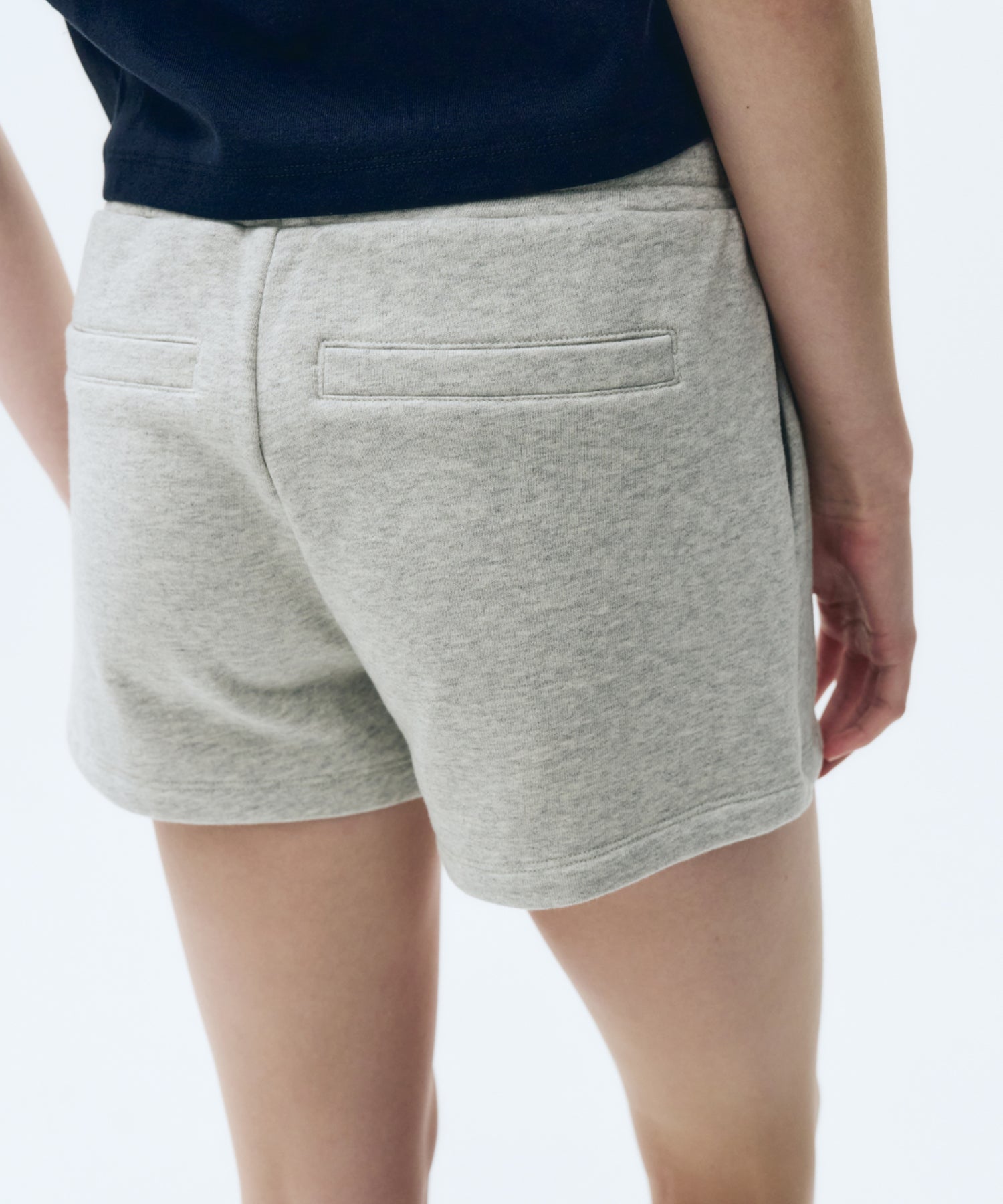 W BASIC SWEAT SHORTS
