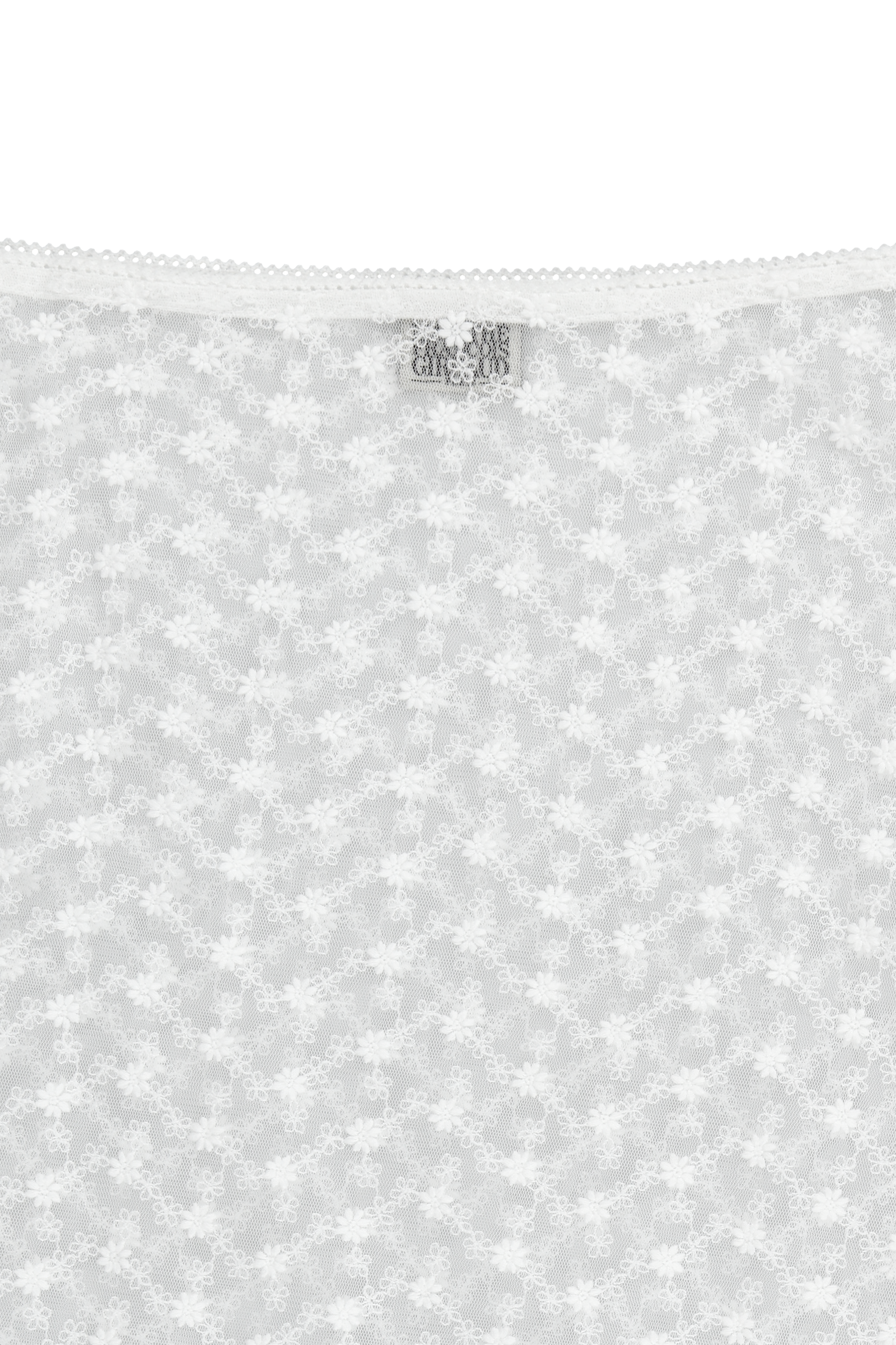 W LACE LAYERED SKIRT