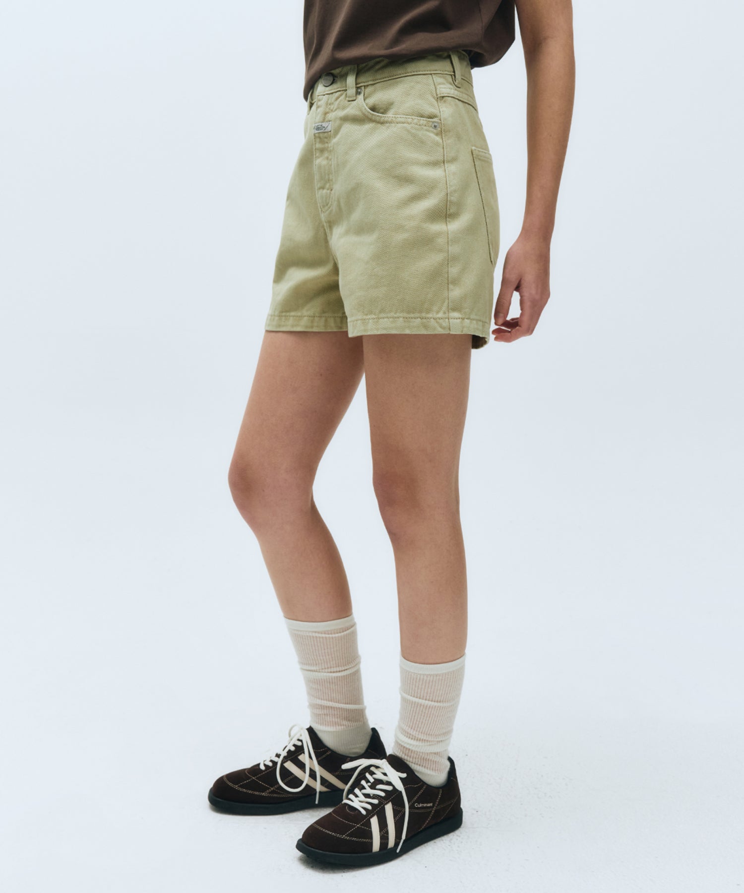 W COLORED DENIM SHORTS