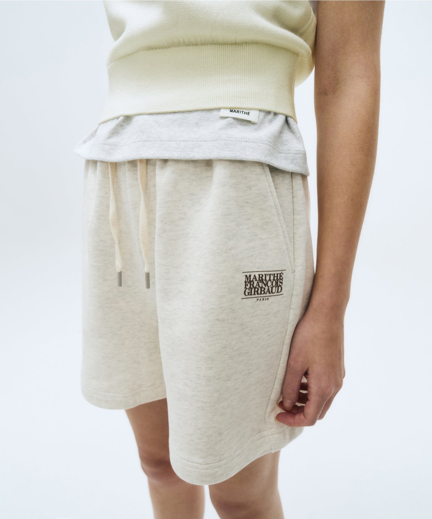 W CLASSIC LOGO SWEAT SHORTS
