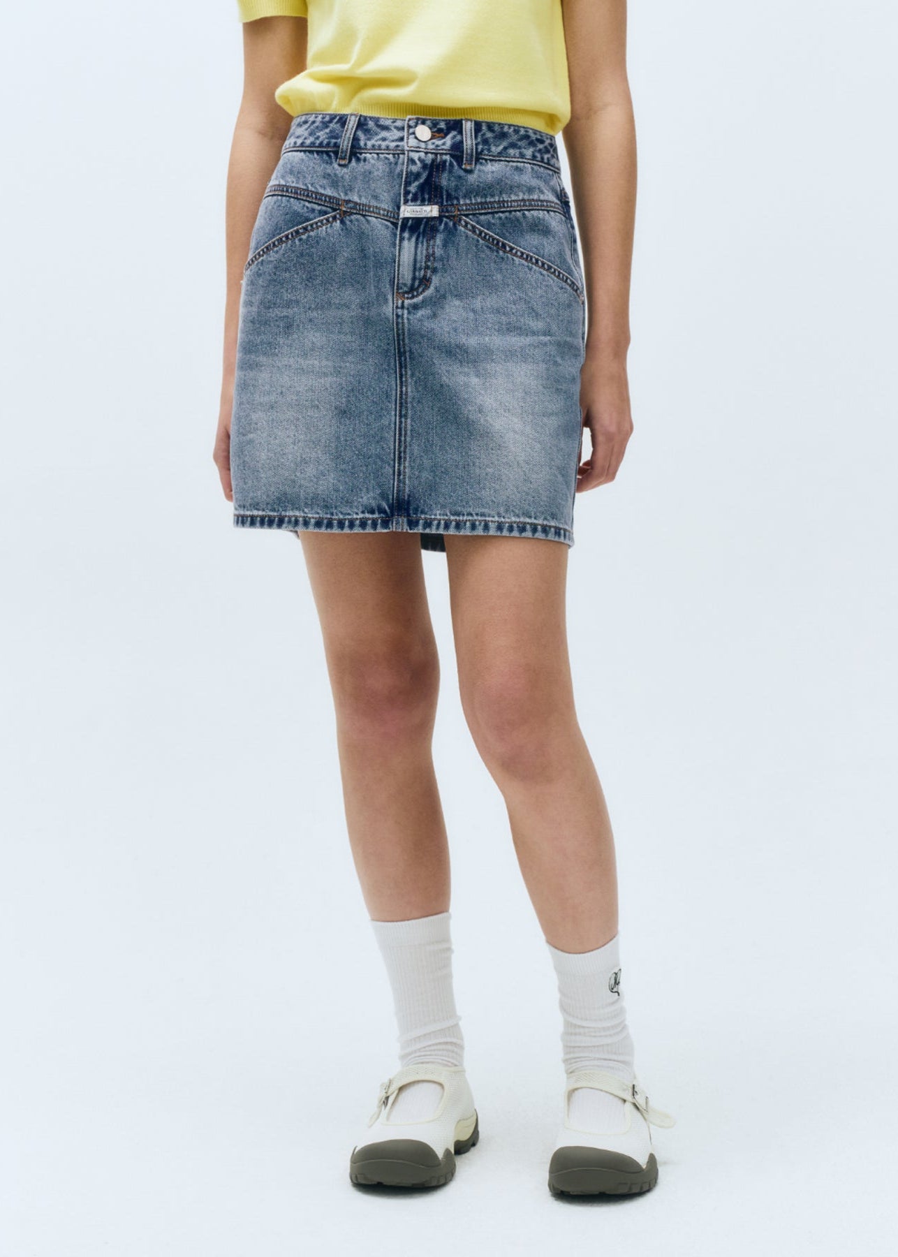 W STRAIGHT DENIM MINI SKIRT