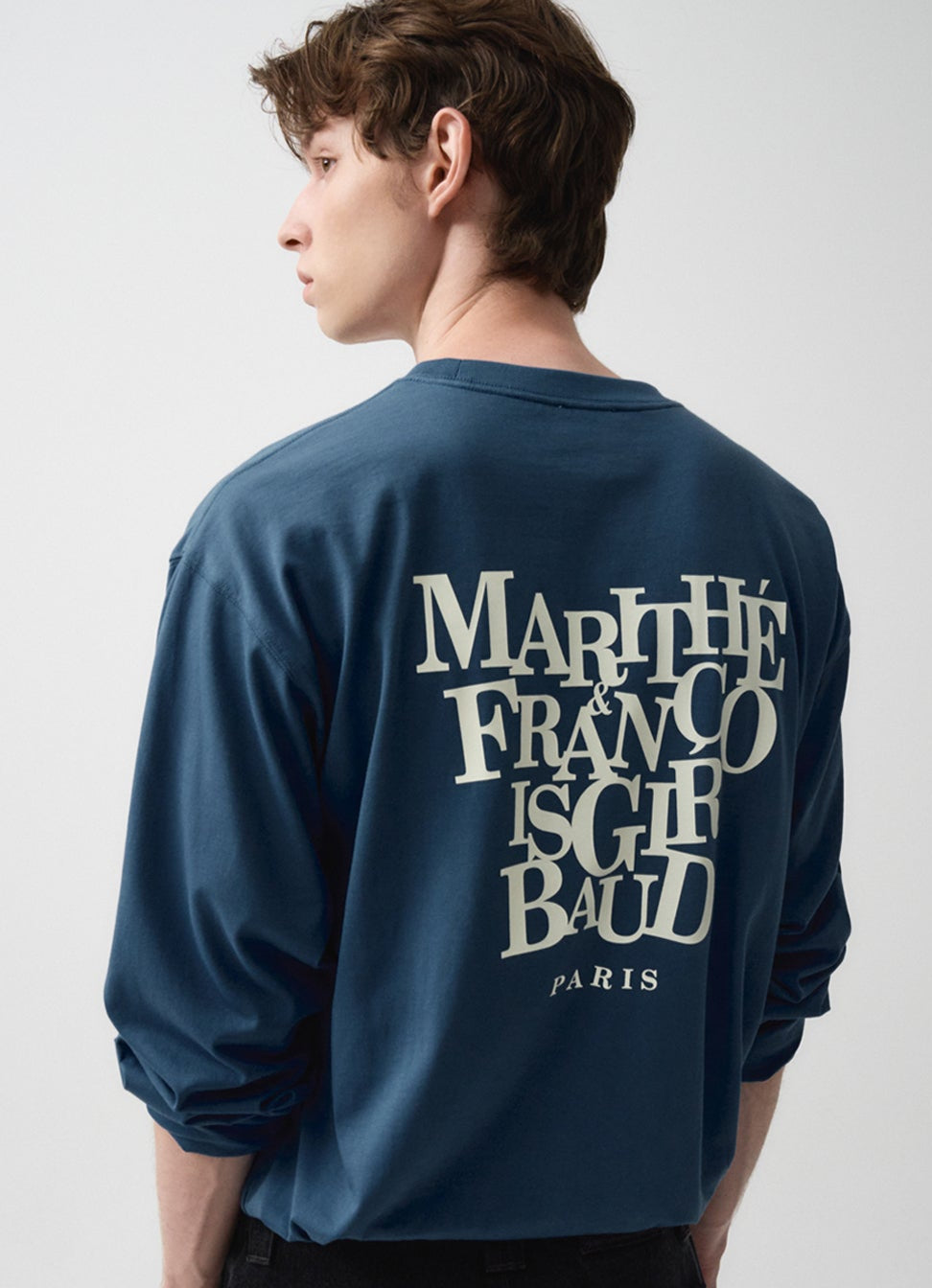 GRAPHIC LONG SLEEVE
