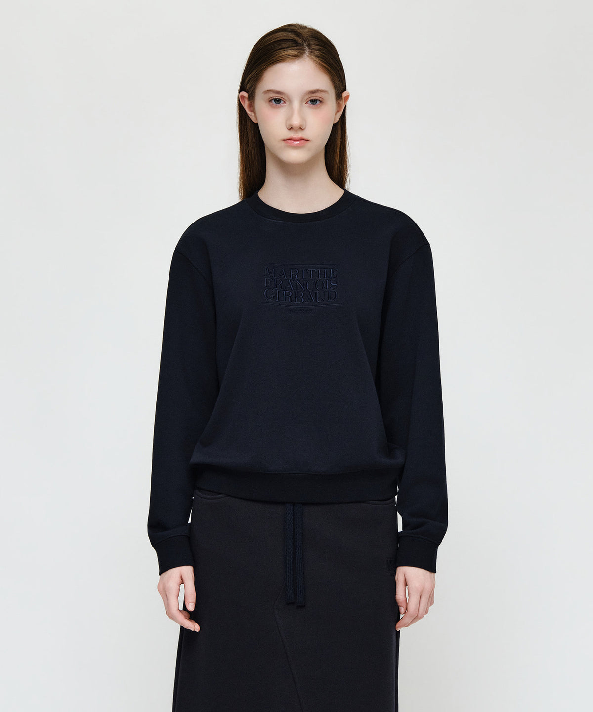 W CLASSIC LOGO SWEATSHIRT